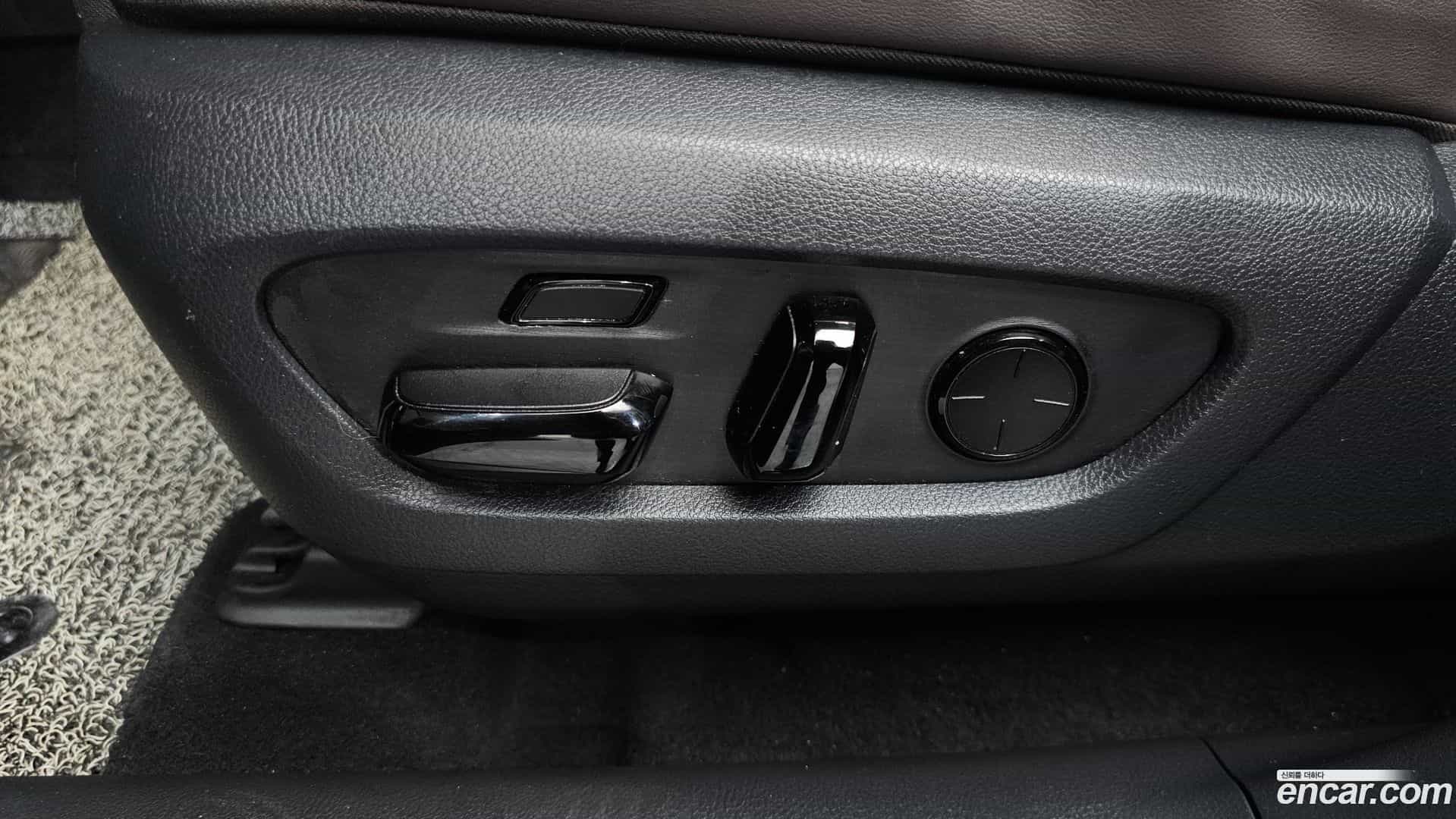 RX Lexus 2023.9-OPTION-044