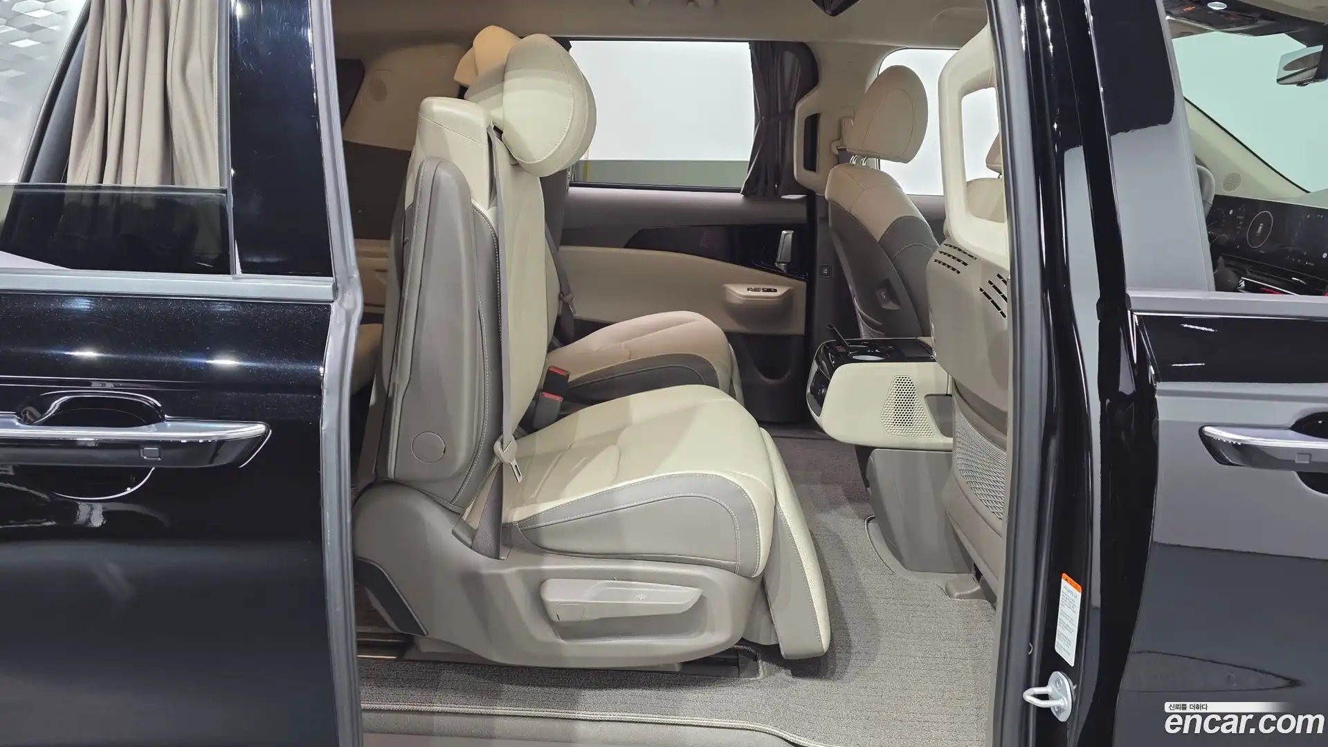Canival Kia 2025.8-OPTION-015