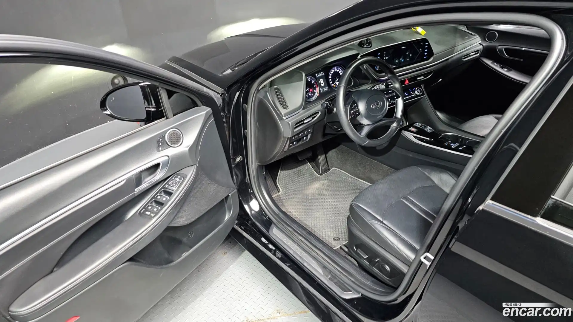 Sonata Hyundai 2022.3-INNER-010