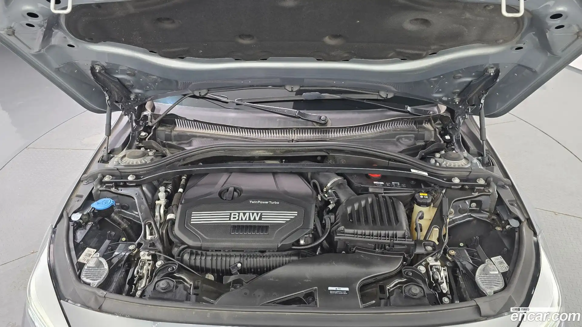 1-Series BMW 2022.5-OUTER-006