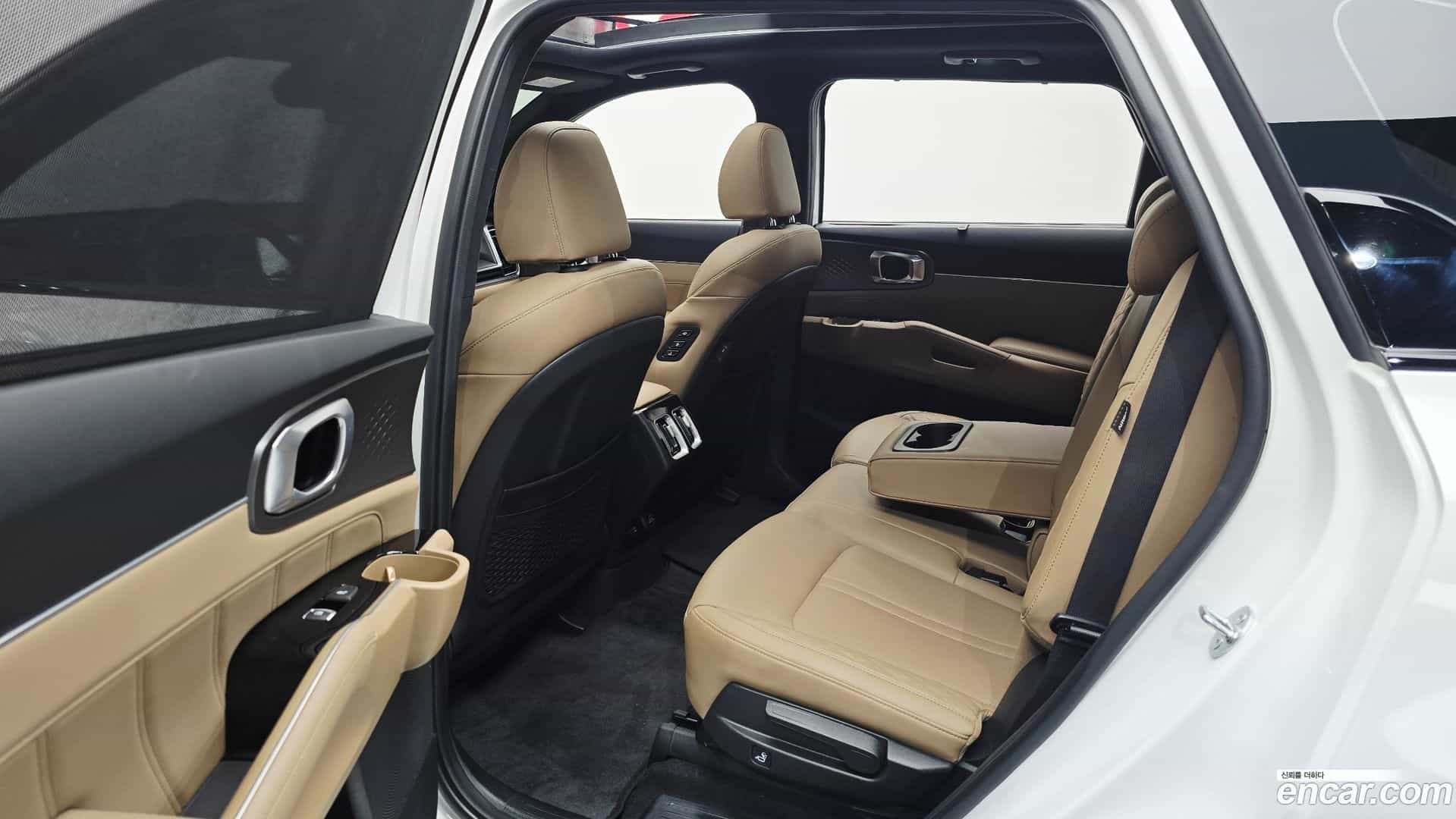 Sorento Kia 2024.0-OPTION-040