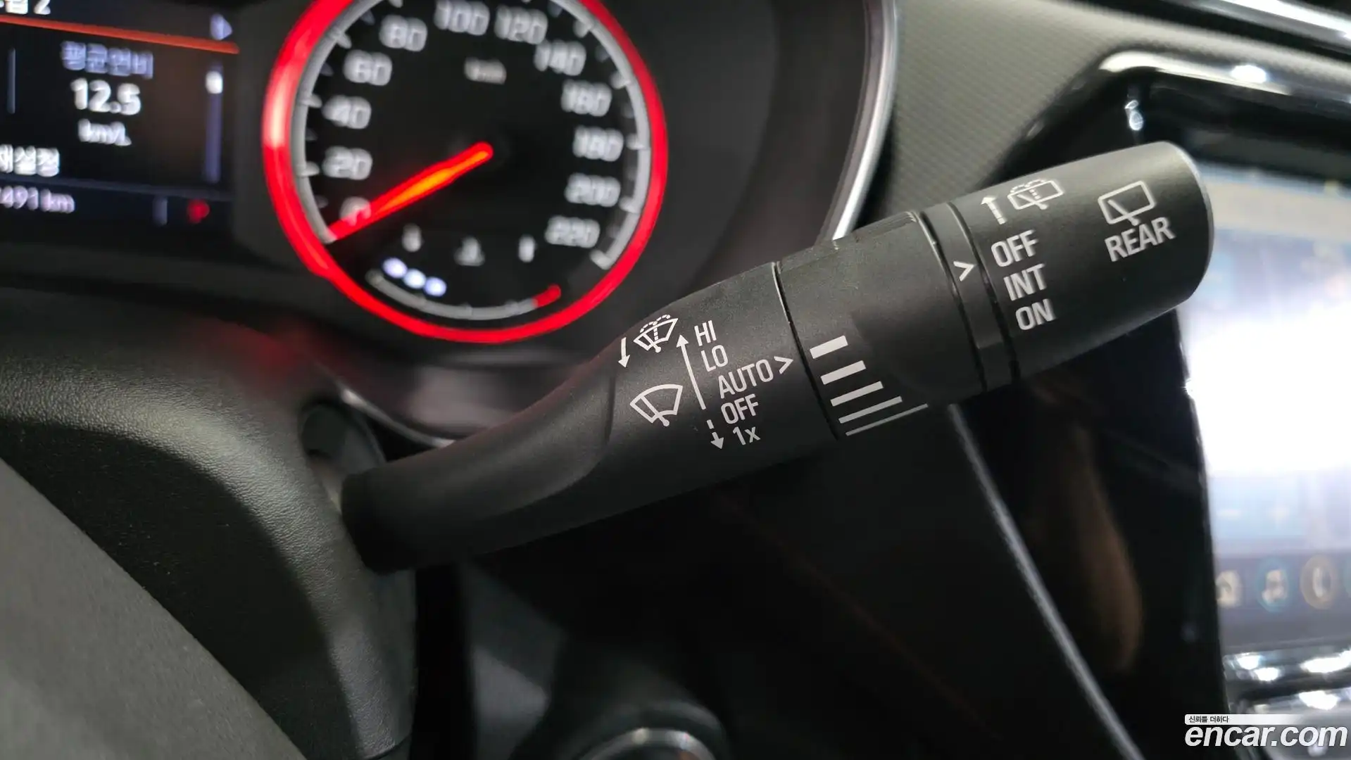 Trailblazer Chevrolet 2021.2-OPTION-042