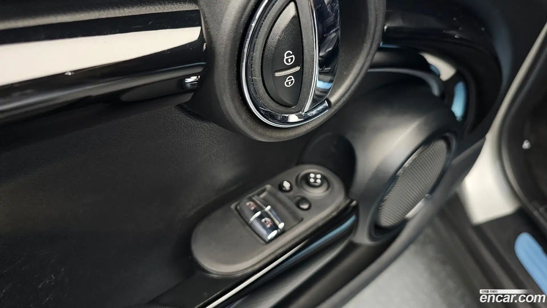 Cooper Mini 2021.6-OPTION-041