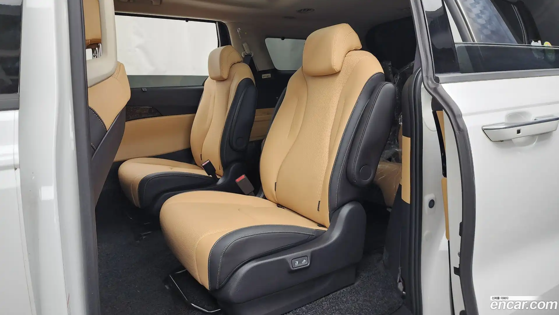 Canival Kia 2023.9-INNER-036