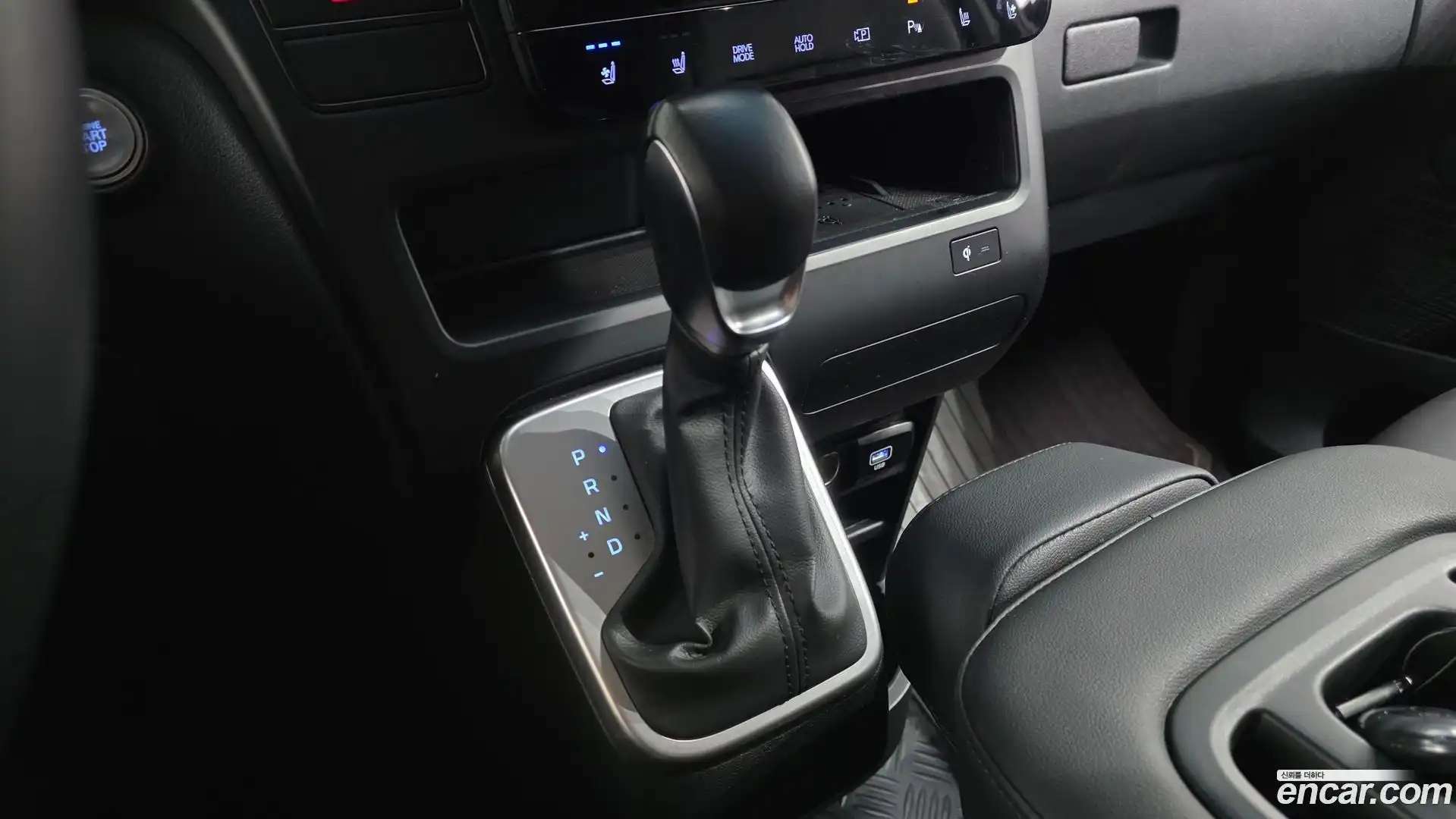 Staria Hyundai 2025.1-INNER-009