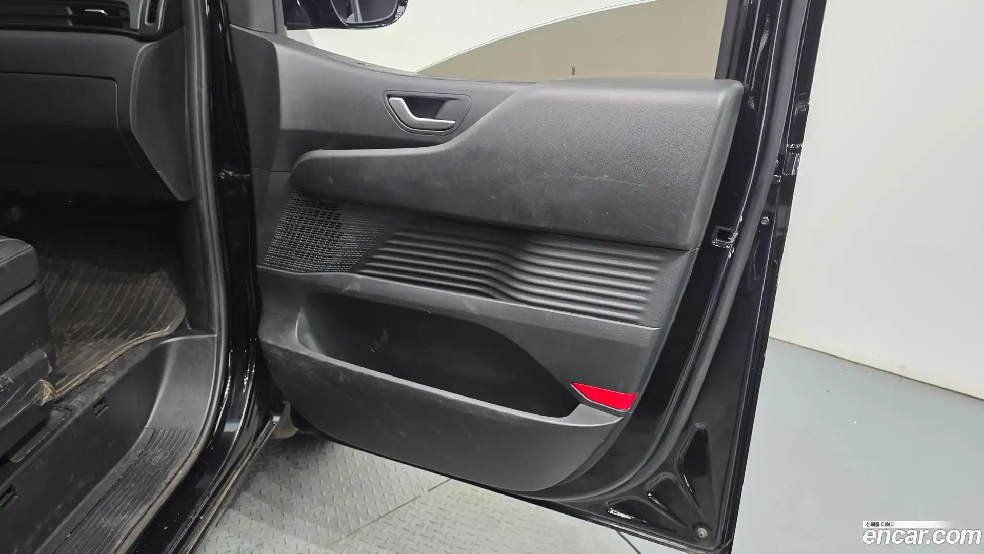 Staria Hyundai 2025.1-INNER-034
