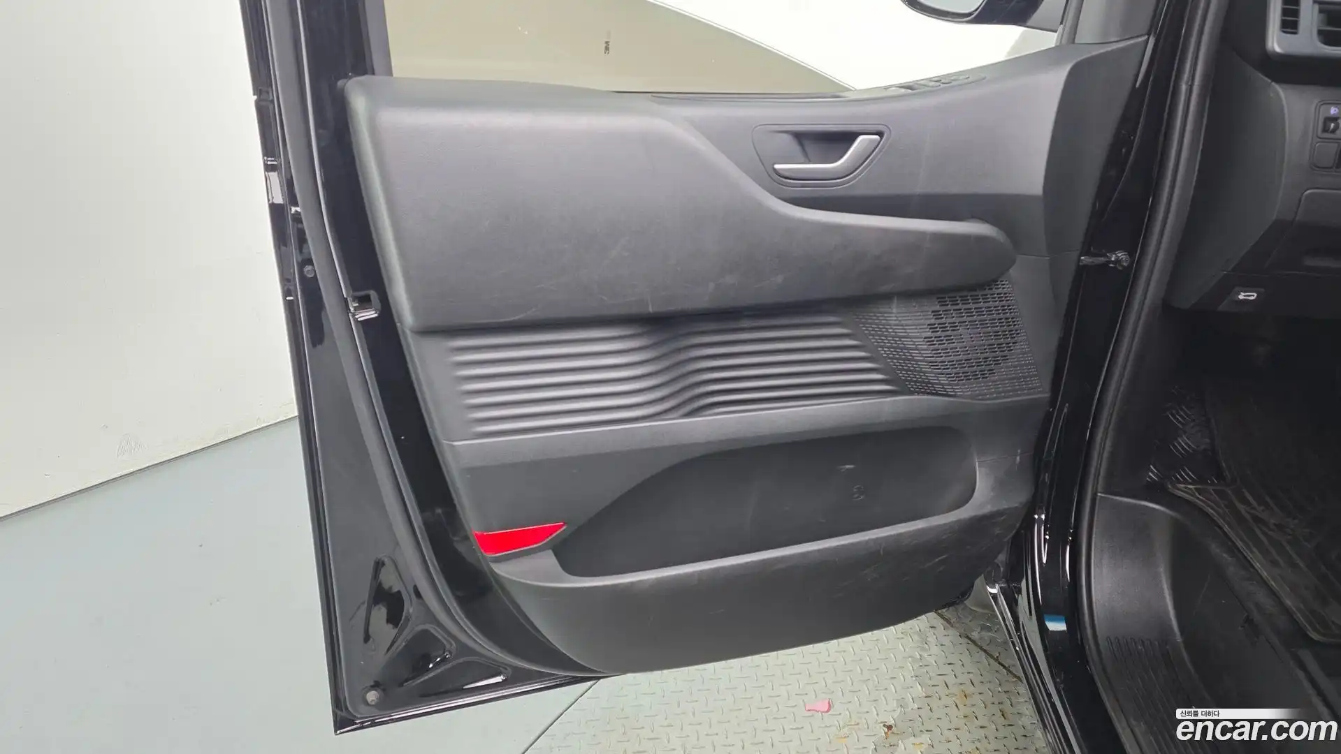 Staria Hyundai 2025.1-INNER-035