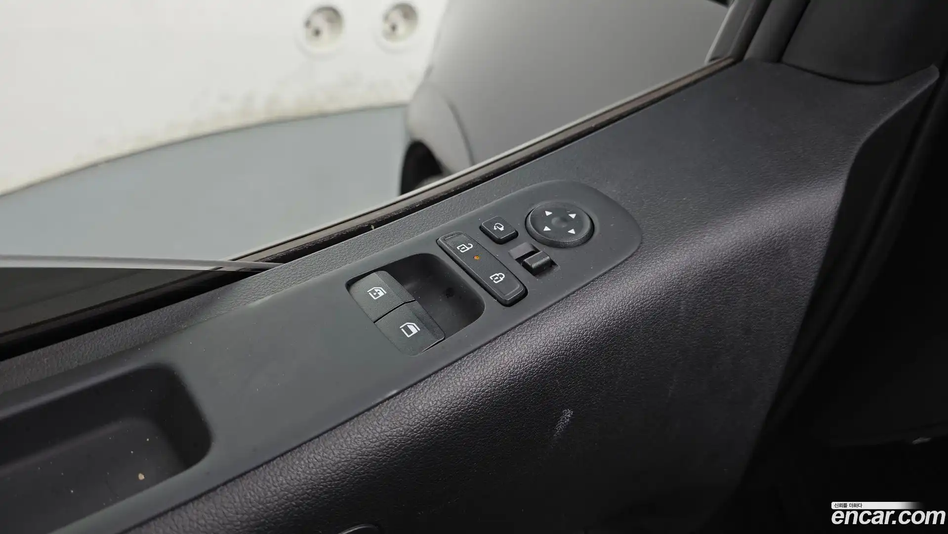 Staria Hyundai 2025.1-OPTION-042