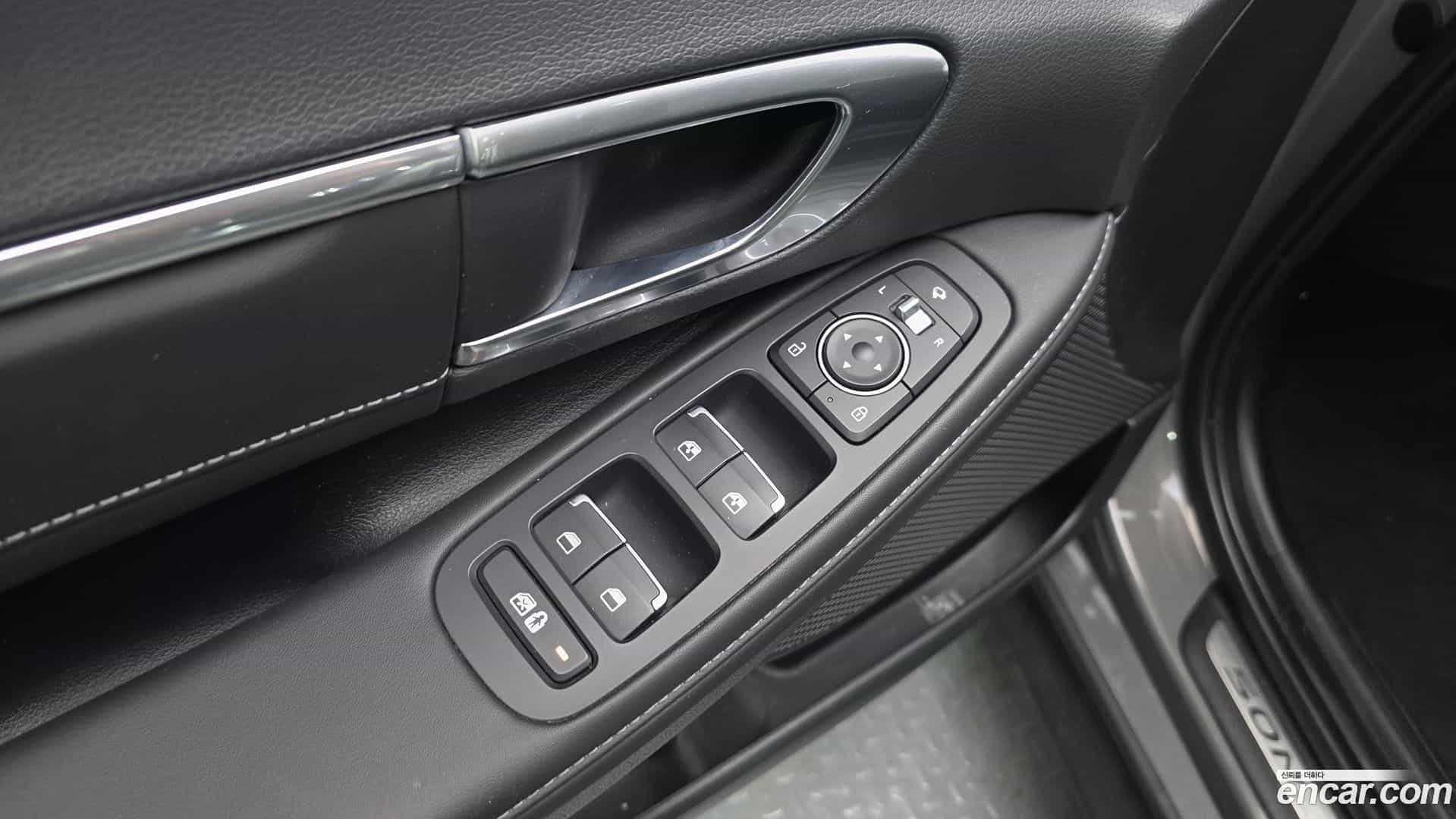 Sonata Hyundai 2022.6-OPTION-041