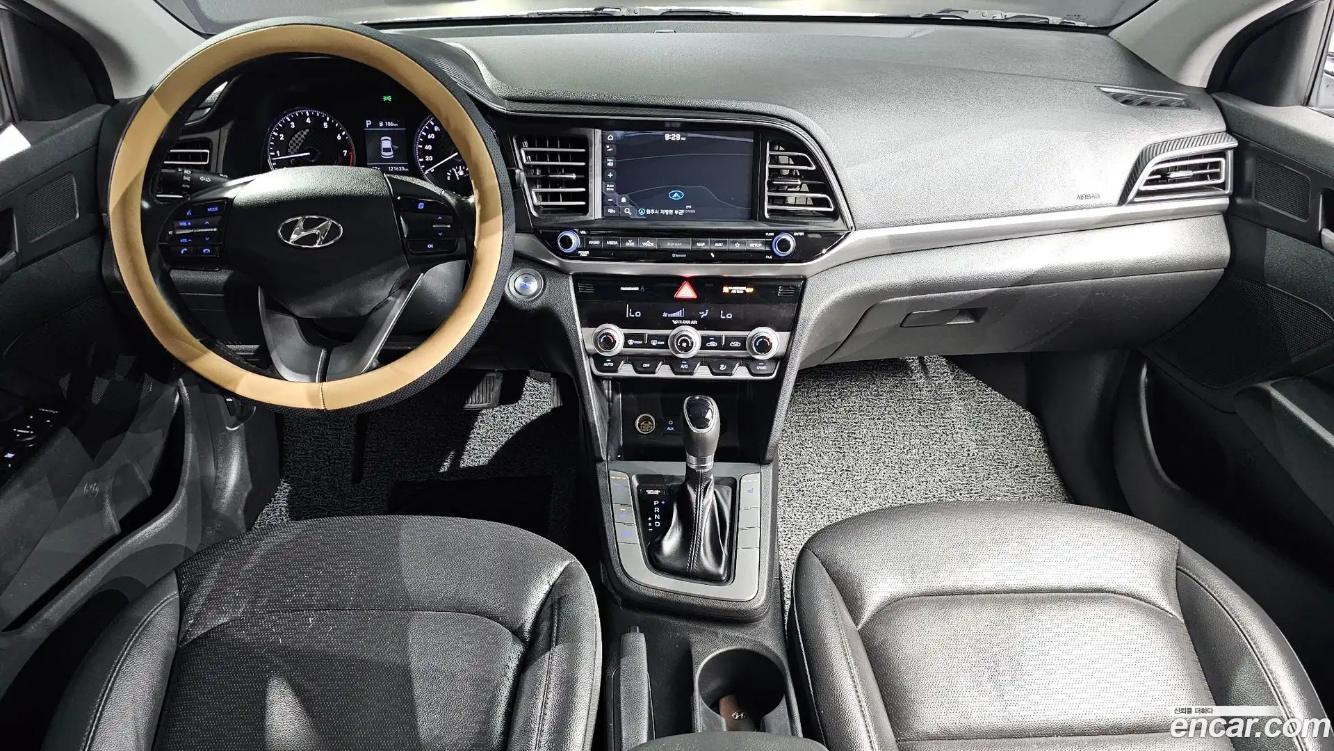 AVANTE Hyundai 2019.0-INNER-007
