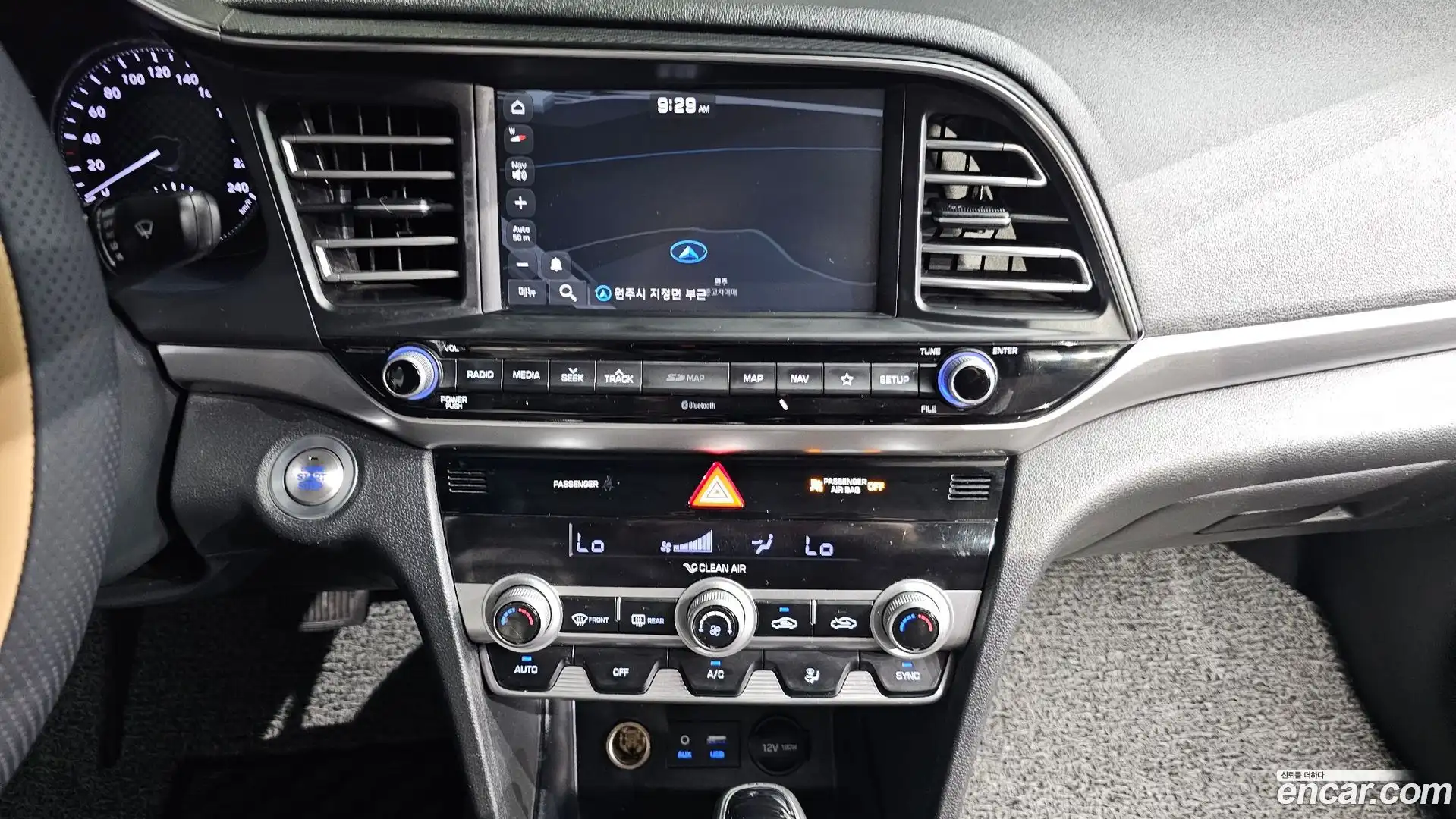 AVANTE Hyundai 2019.0-OPTION-018