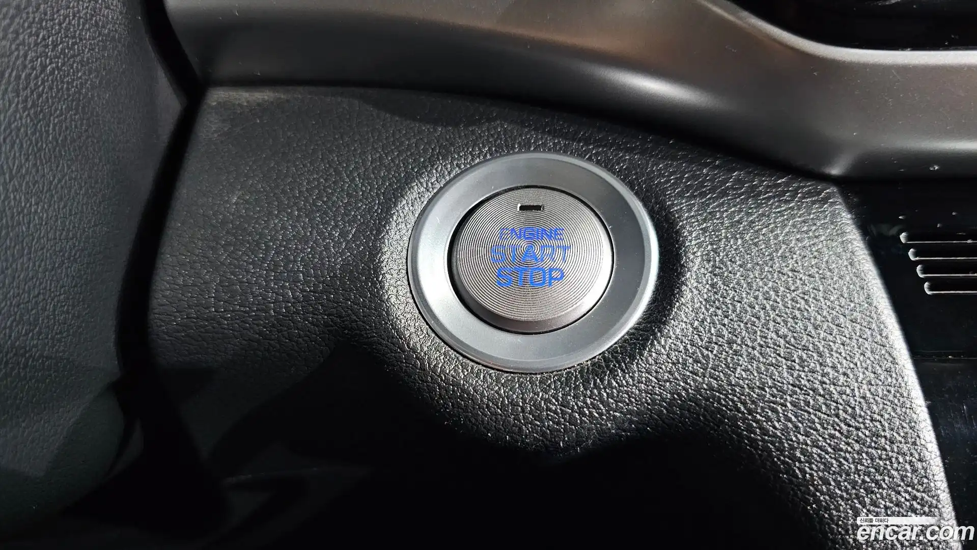 AVANTE Hyundai 2019.0-OPTION-021