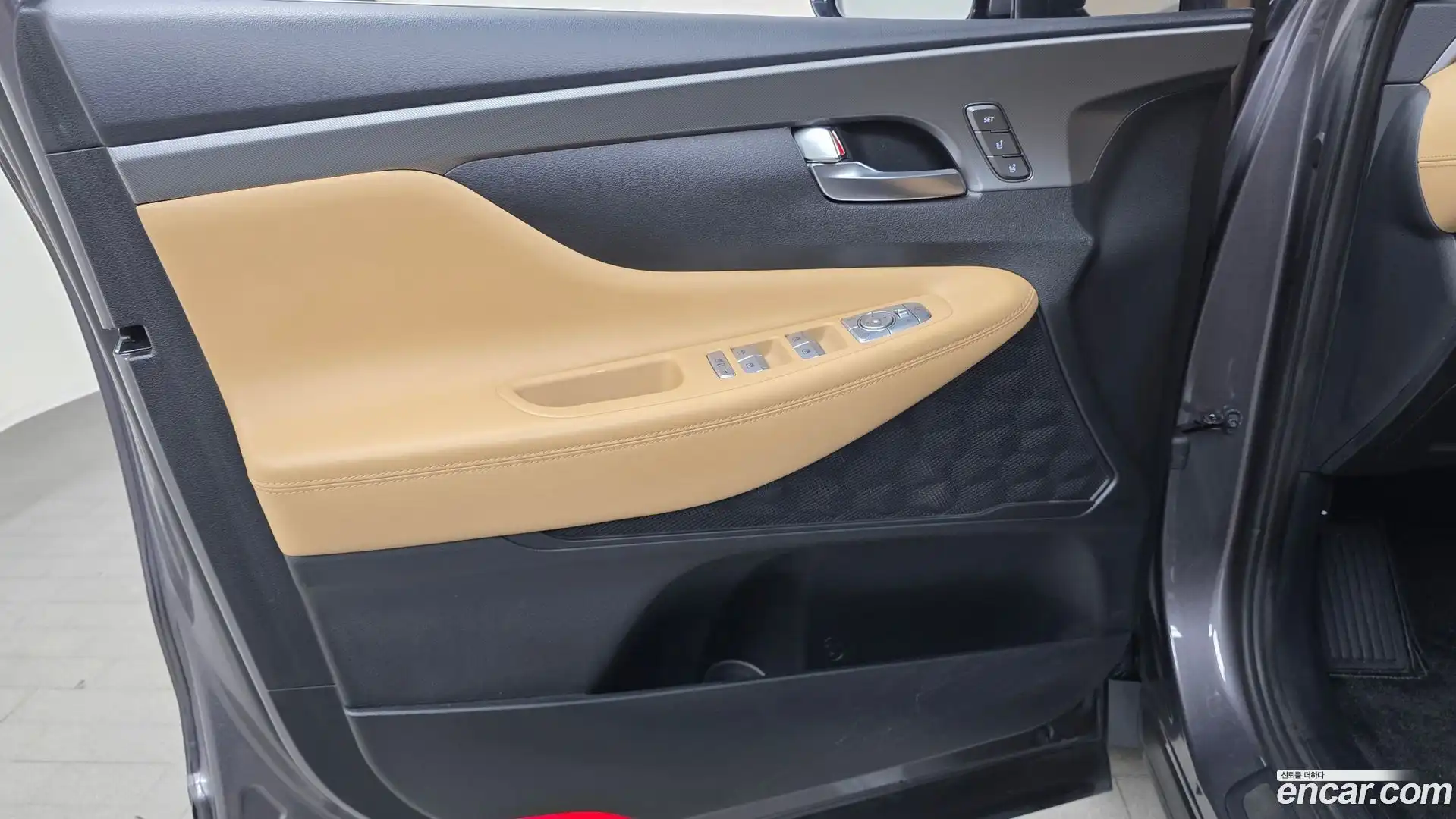 Santafe Hyundai 2023.0-INNER-034
