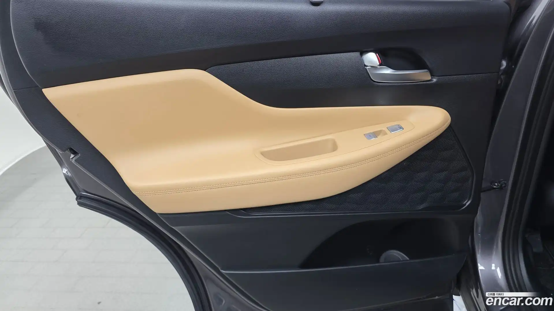 Santafe Hyundai 2023.0-INNER-035