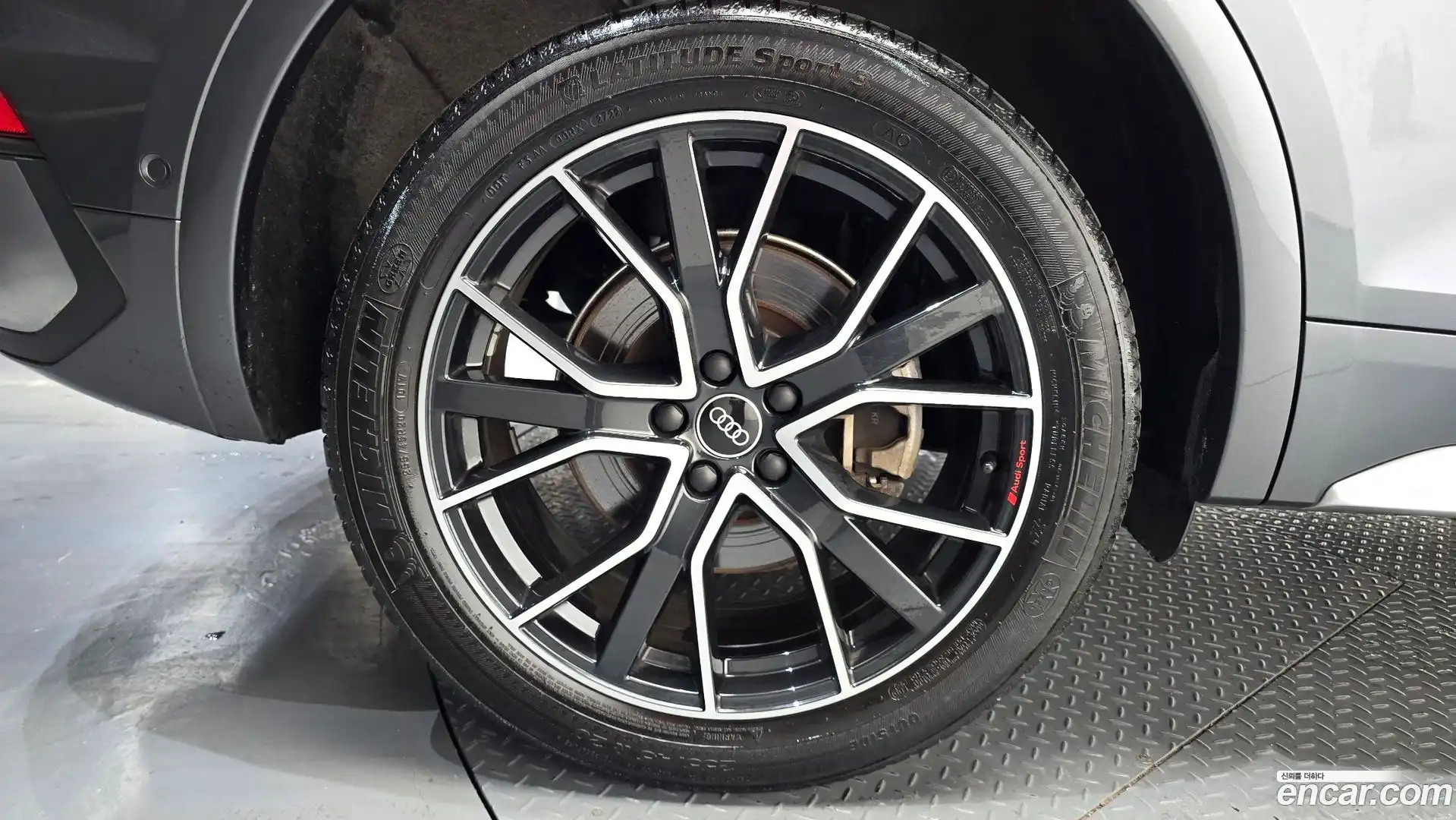 Q5 Audi 2023.4-OUTER-005