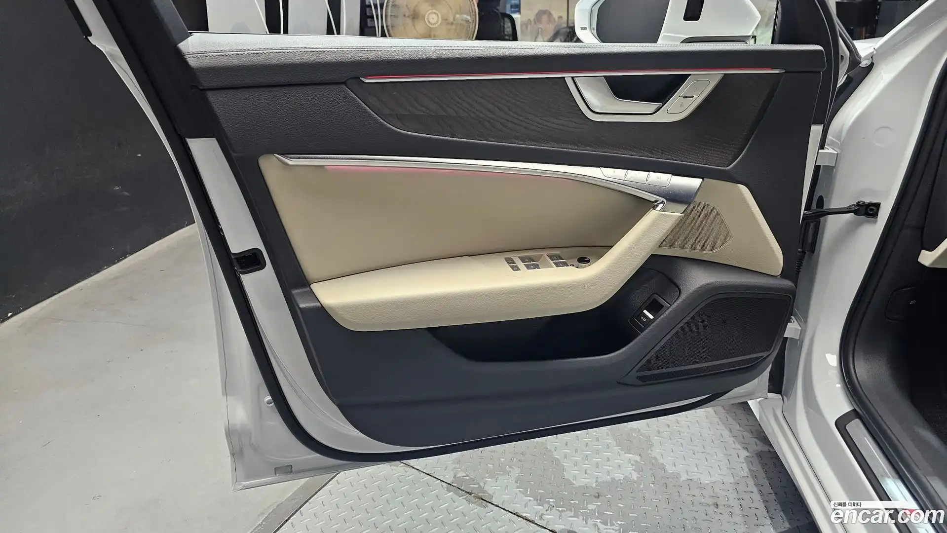 A6 Audi 2023.11-INNER-034