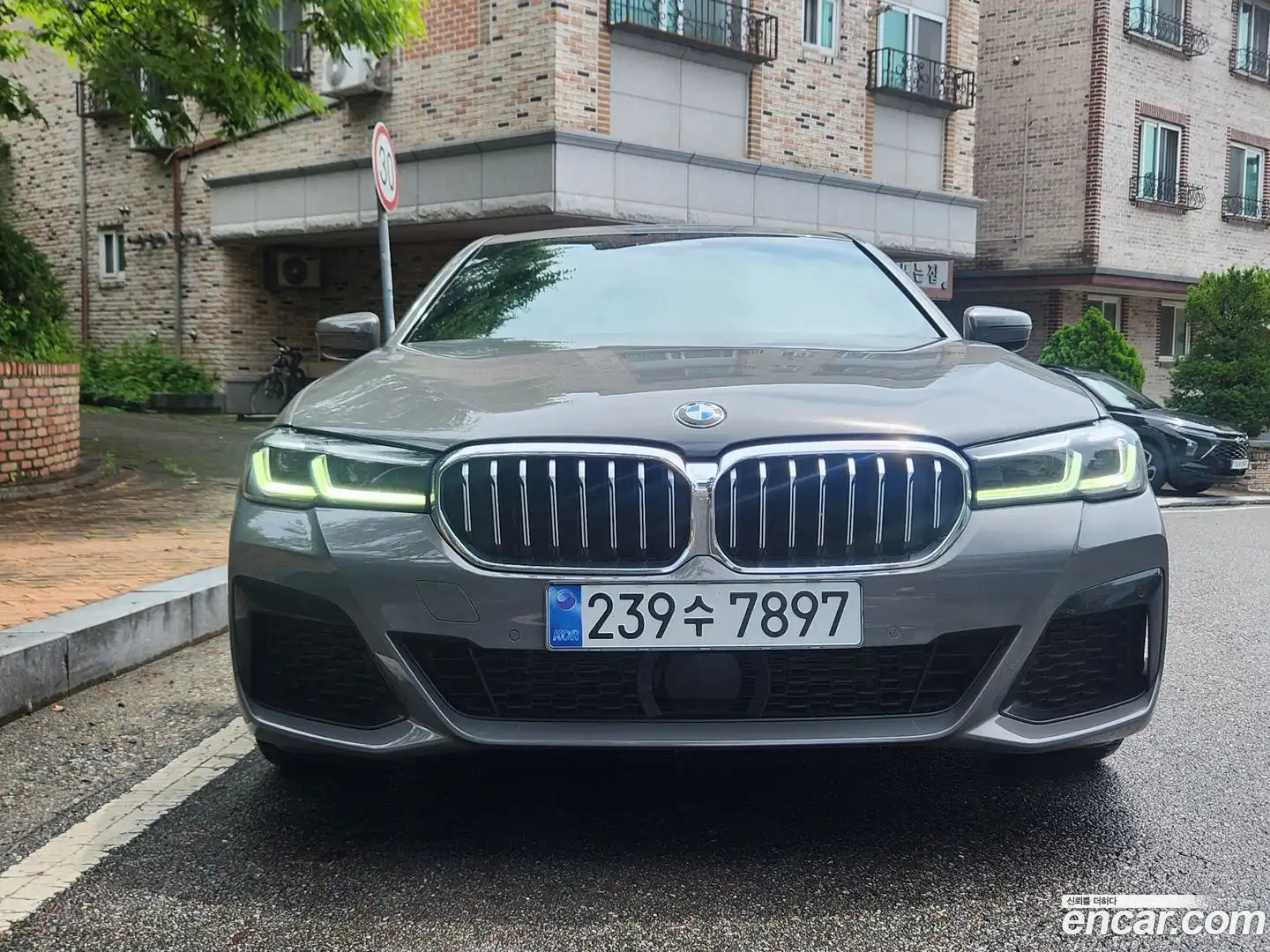 5-Series BMW 2022.4-OUTER-003