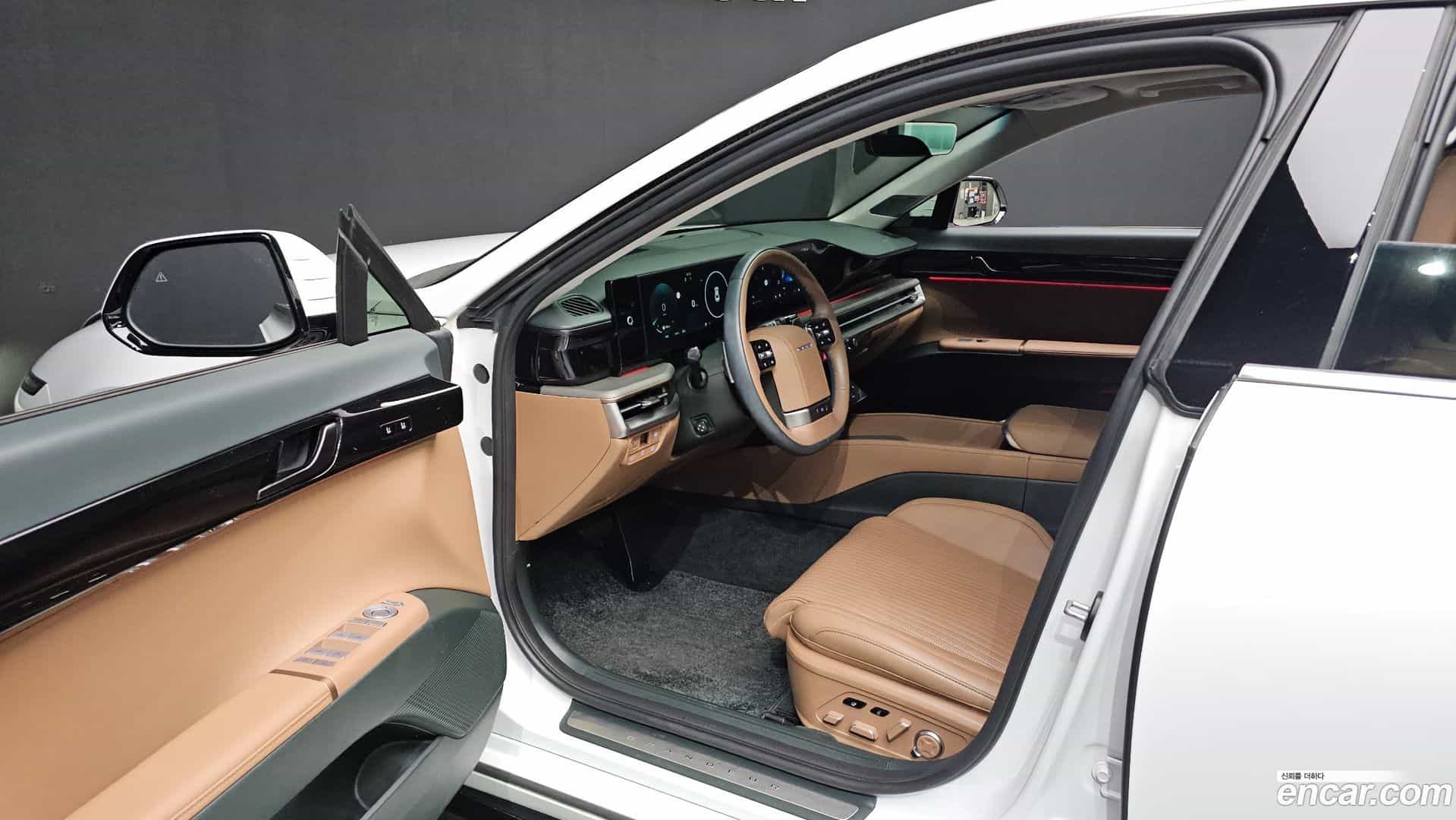 Grandeur Hyundai 2023.8-INNER-010