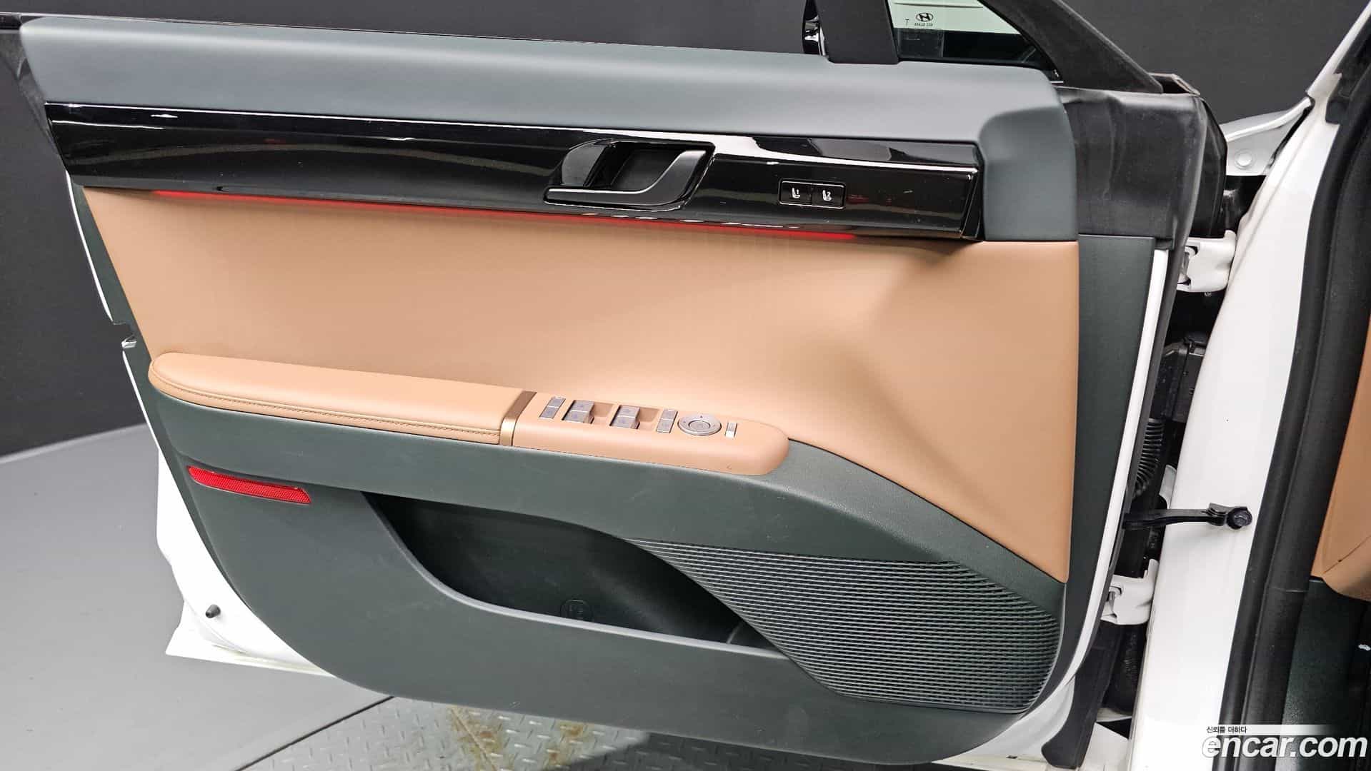 Grandeur Hyundai 2023.8-INNER-034
