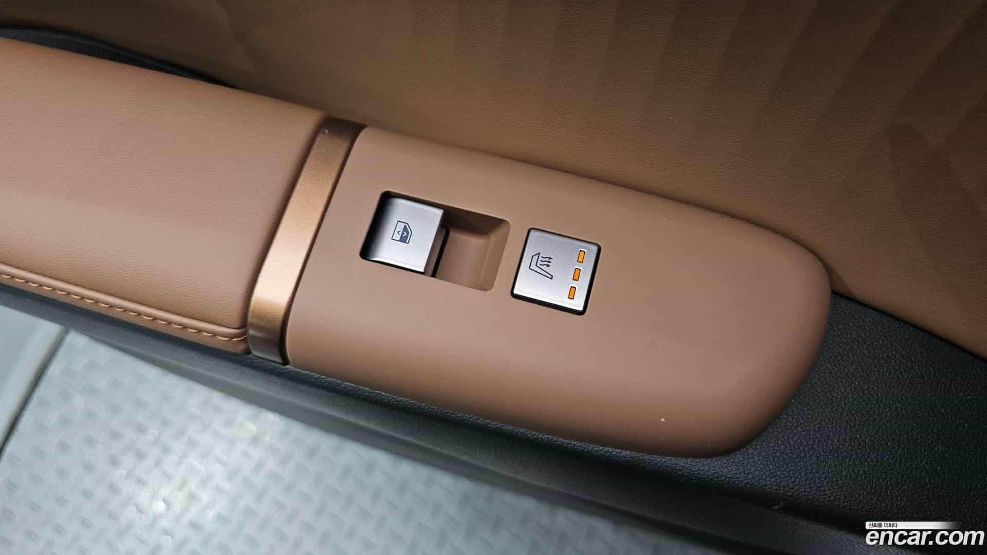 Grandeur Hyundai 2023.8-OPTION-040