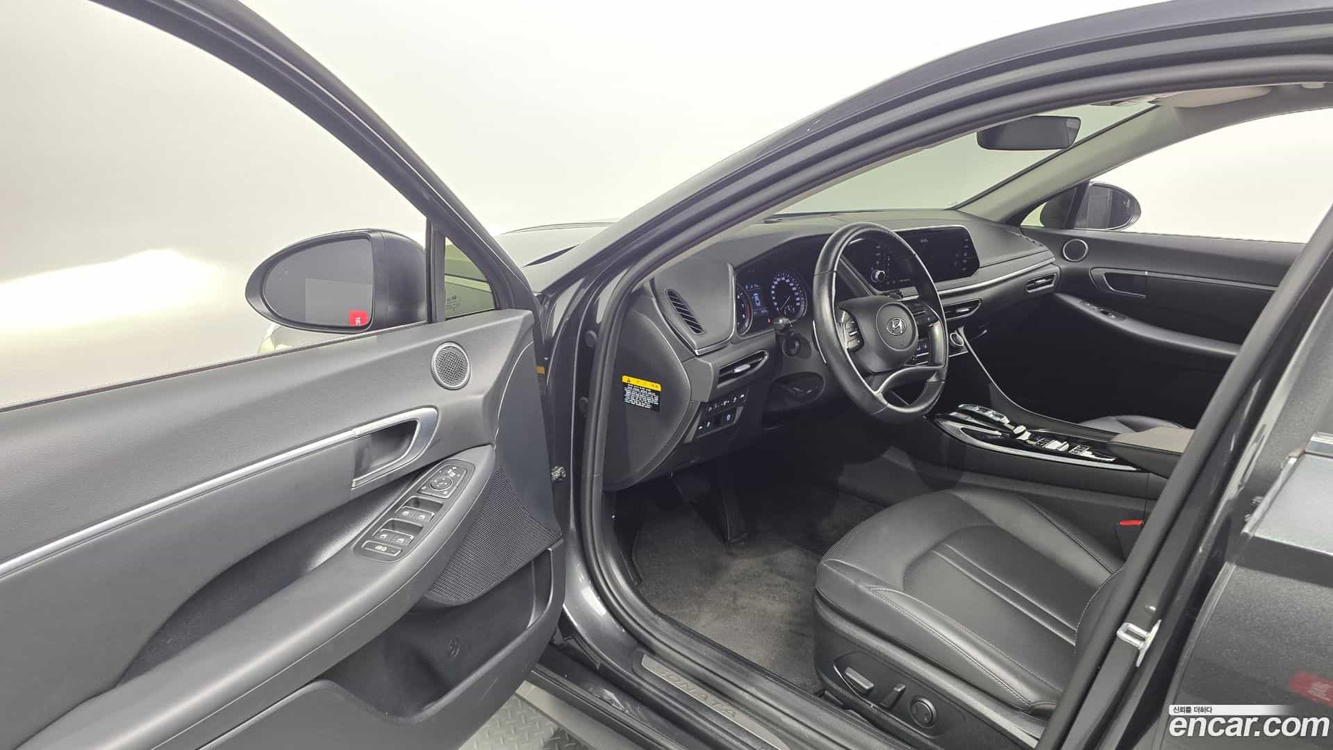 Sonata Hyundai 2020.2-INNER-010