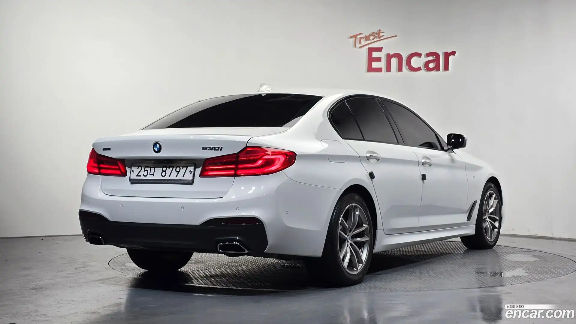 5-Series BMW 2017.8-OUTER-002