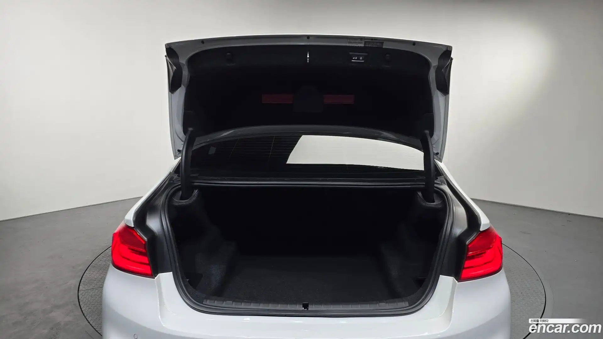 5-Series BMW 2017.8-OPTION-023