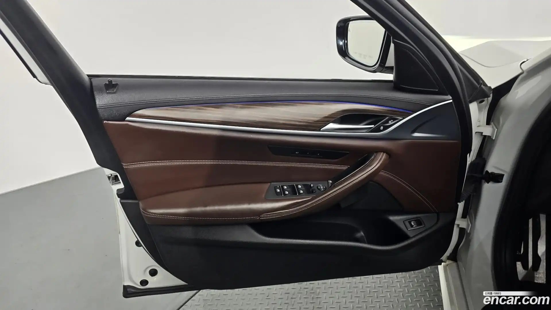 5-Series BMW 2017.8-INNER-034