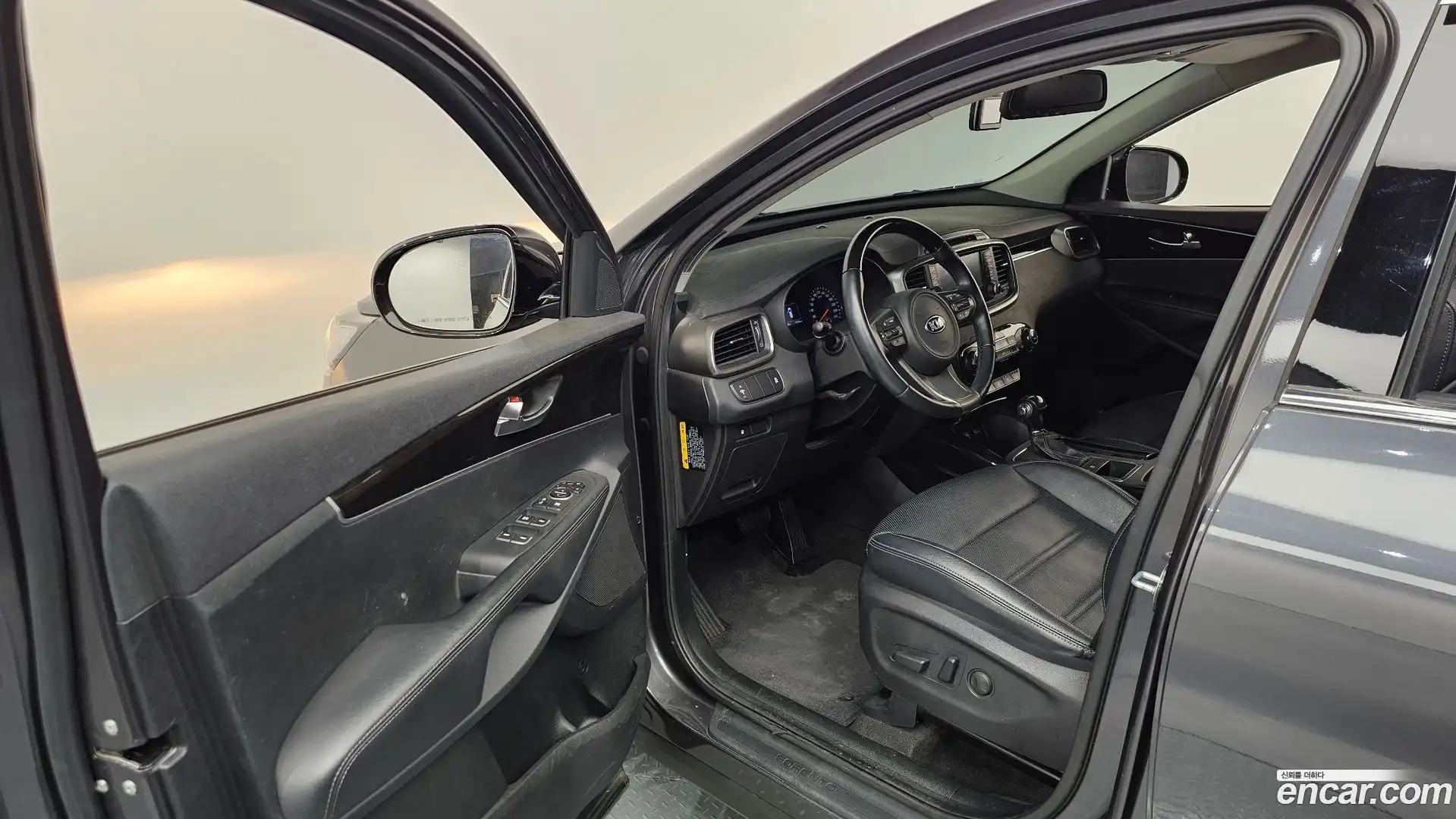 Sorento Kia 2015.0-INNER-010