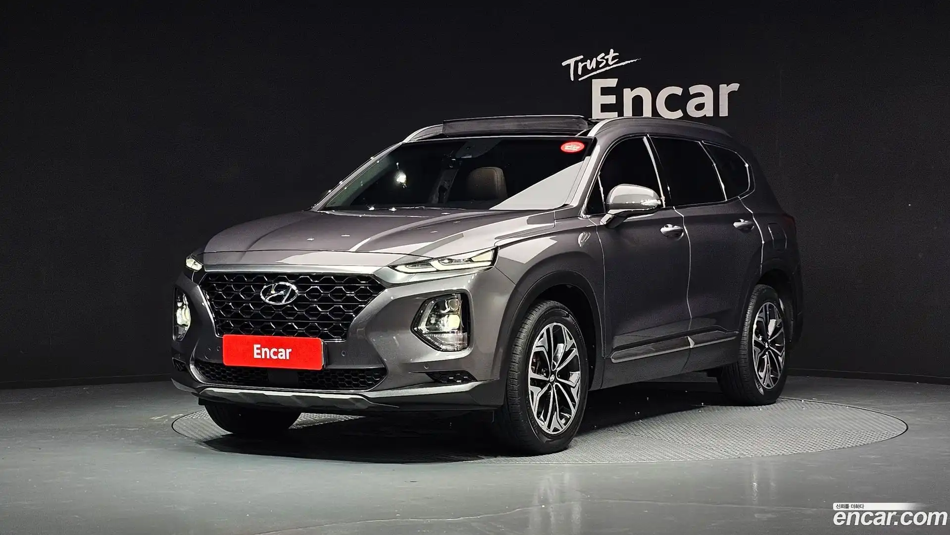 Santafe Hyundai 2018.4-OUTER-001