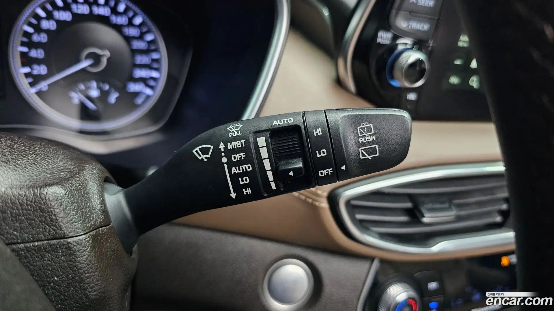 Santafe Hyundai 2018.4-OPTION-023