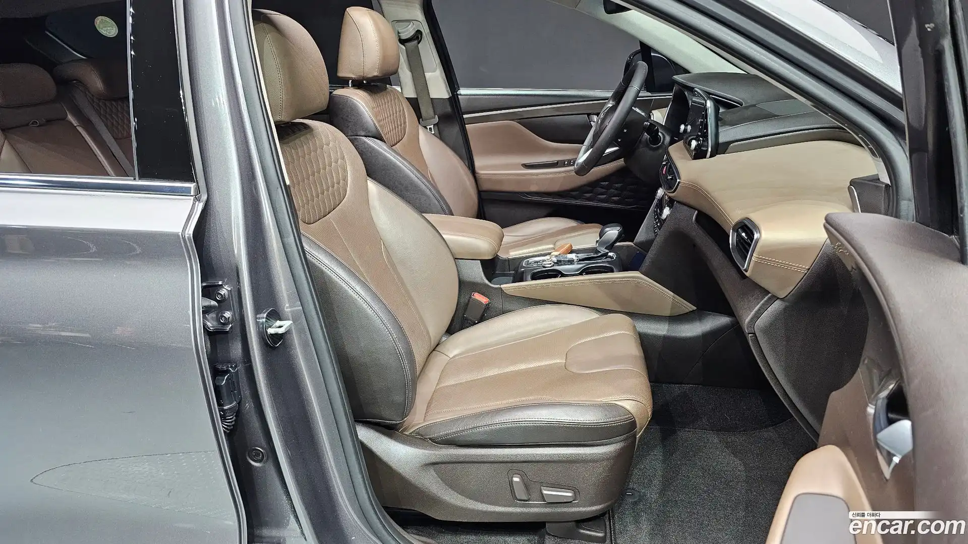 Santafe Hyundai 2018.4-INNER-036