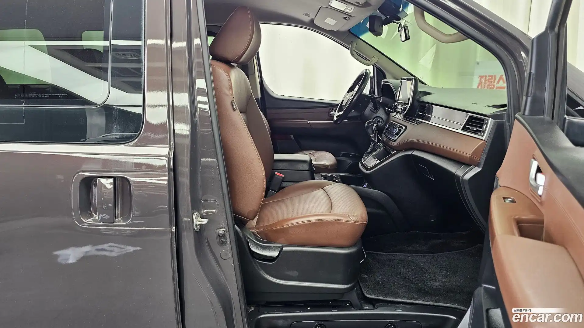 Starex Hyundai 2020.1-OPTION-015