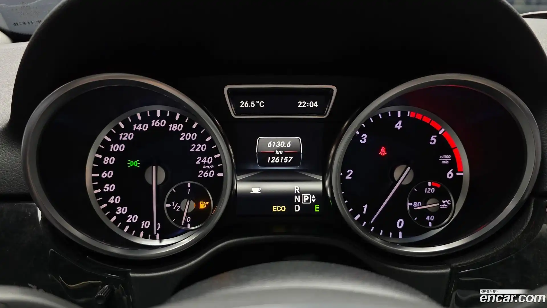 M-class Mercedes-Benz 2012.9-INNER-008