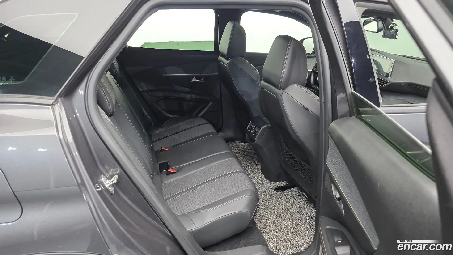 3008 Peugeot 2019.8-OPTION-016