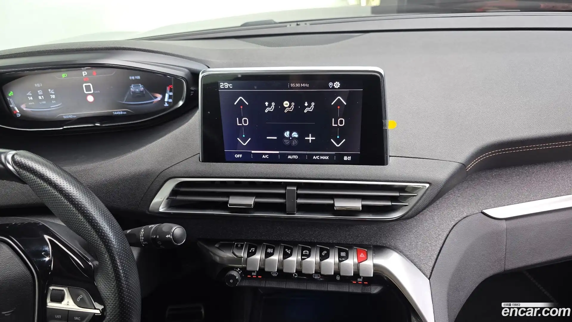 3008 Peugeot 2019.8-OPTION-018