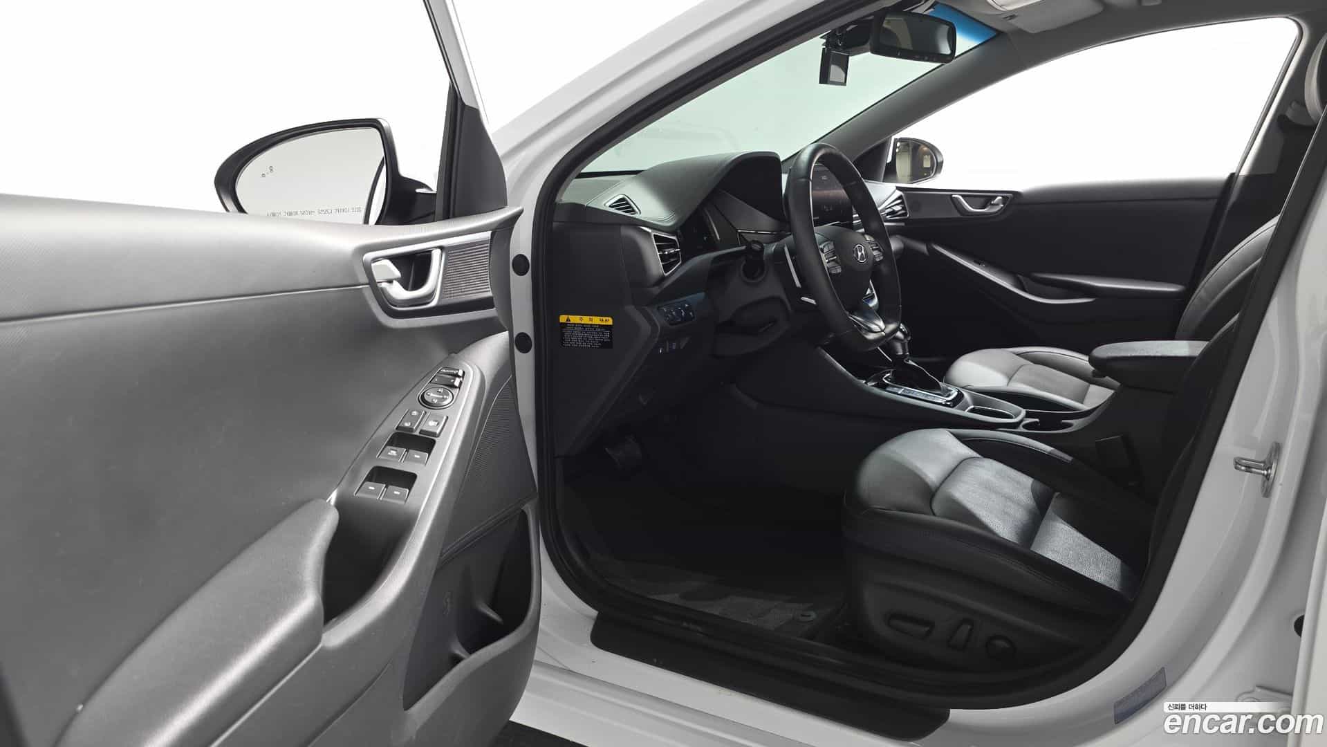 Ioniq Hyundai 2019.5-INNER-010
