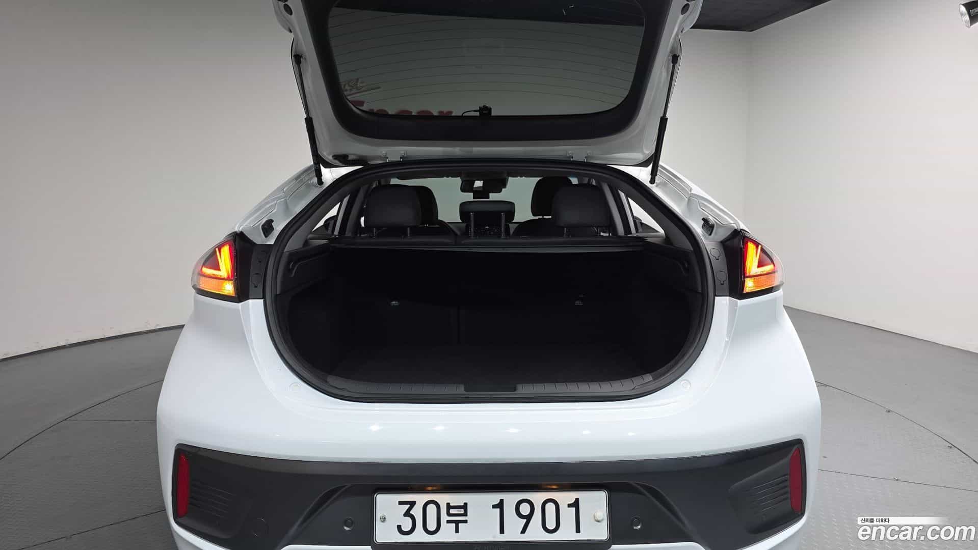 Ioniq Hyundai 2019.5-OPTION-024