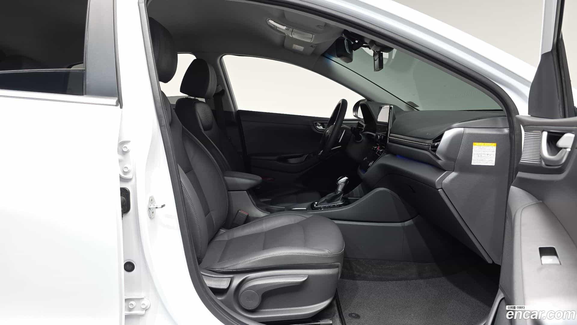 Ioniq Hyundai 2019.5-INNER-036