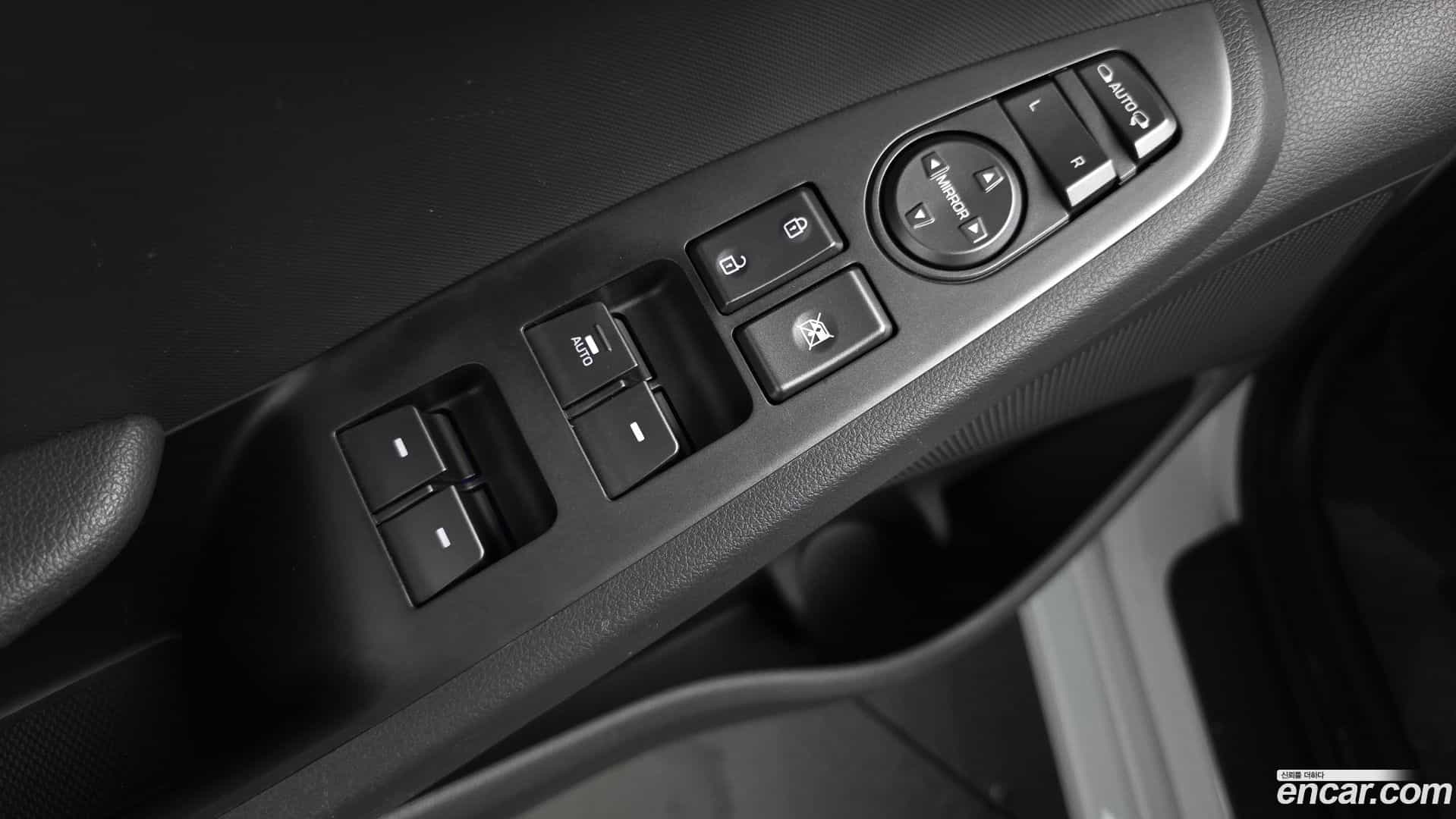 Ioniq Hyundai 2019.5-OPTION-042