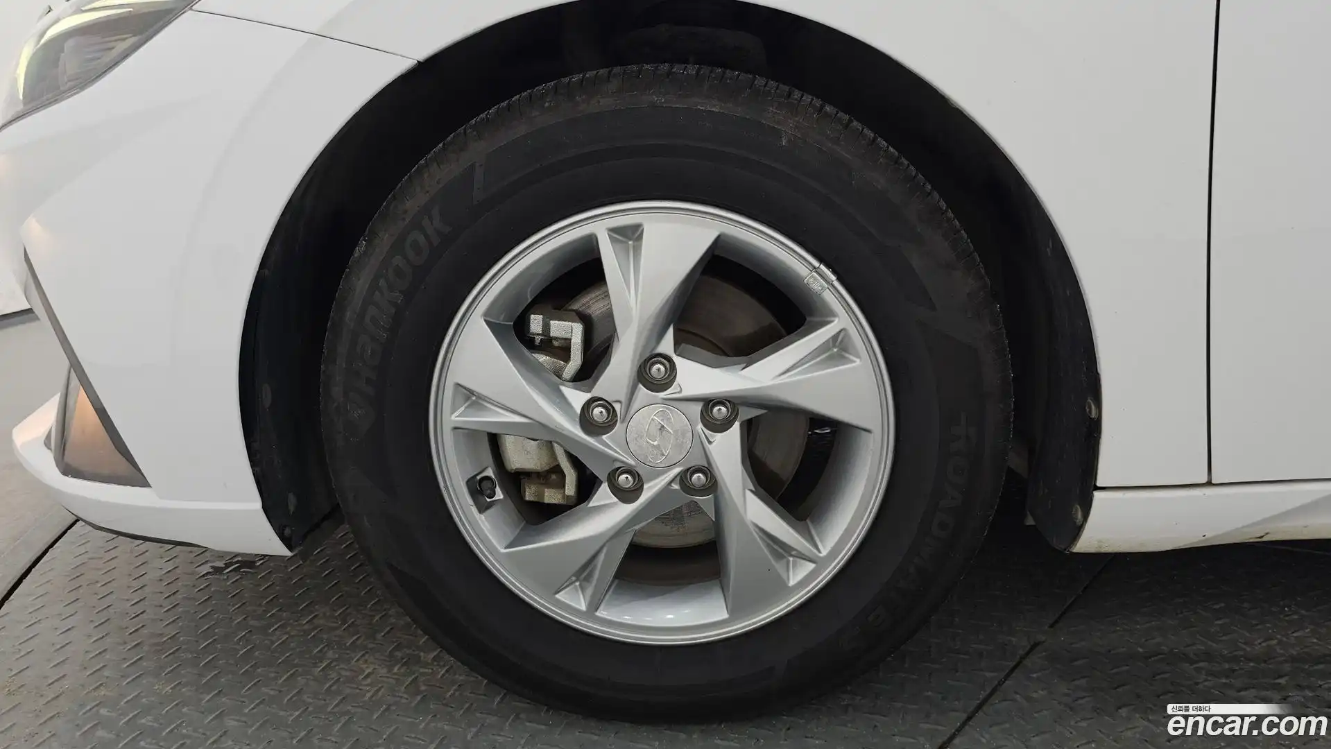 AVANTE Hyundai 2020.5-OUTER-005