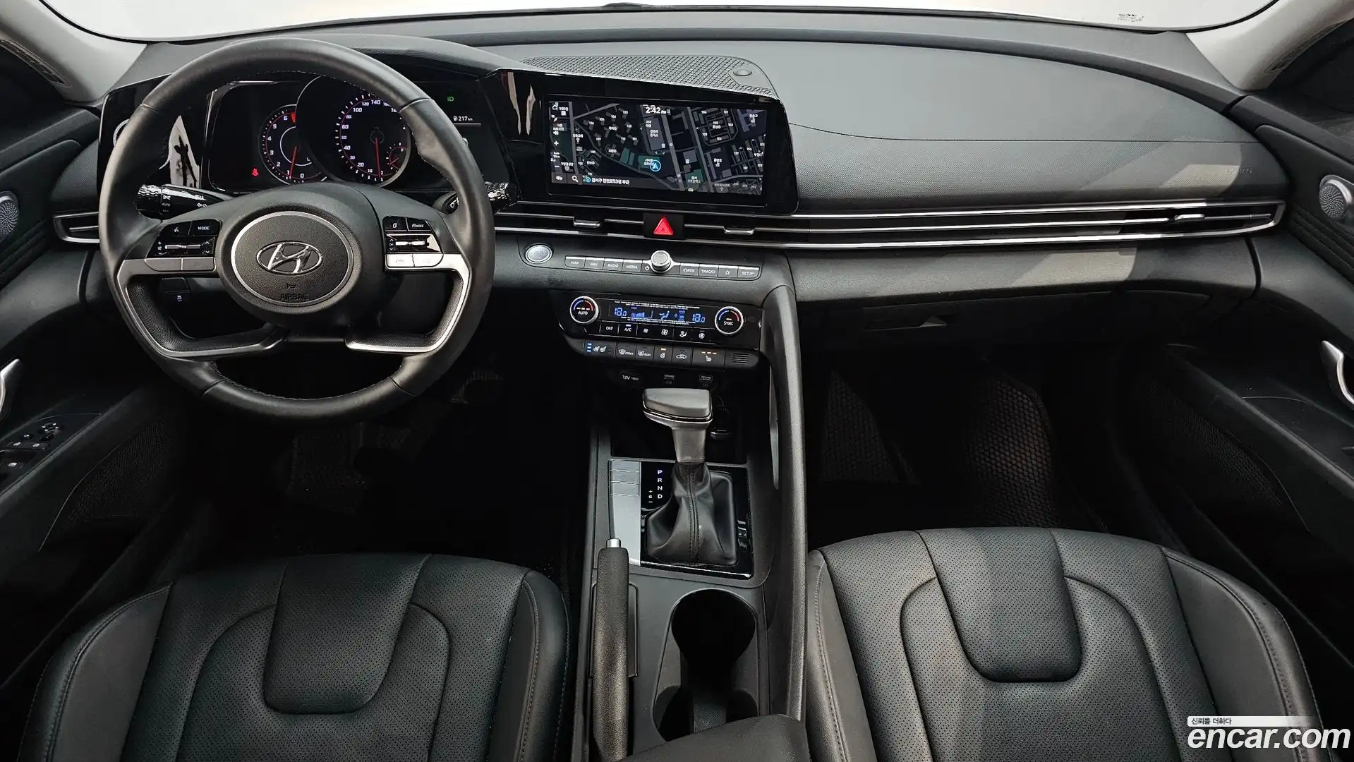 AVANTE Hyundai 2020.5-INNER-007