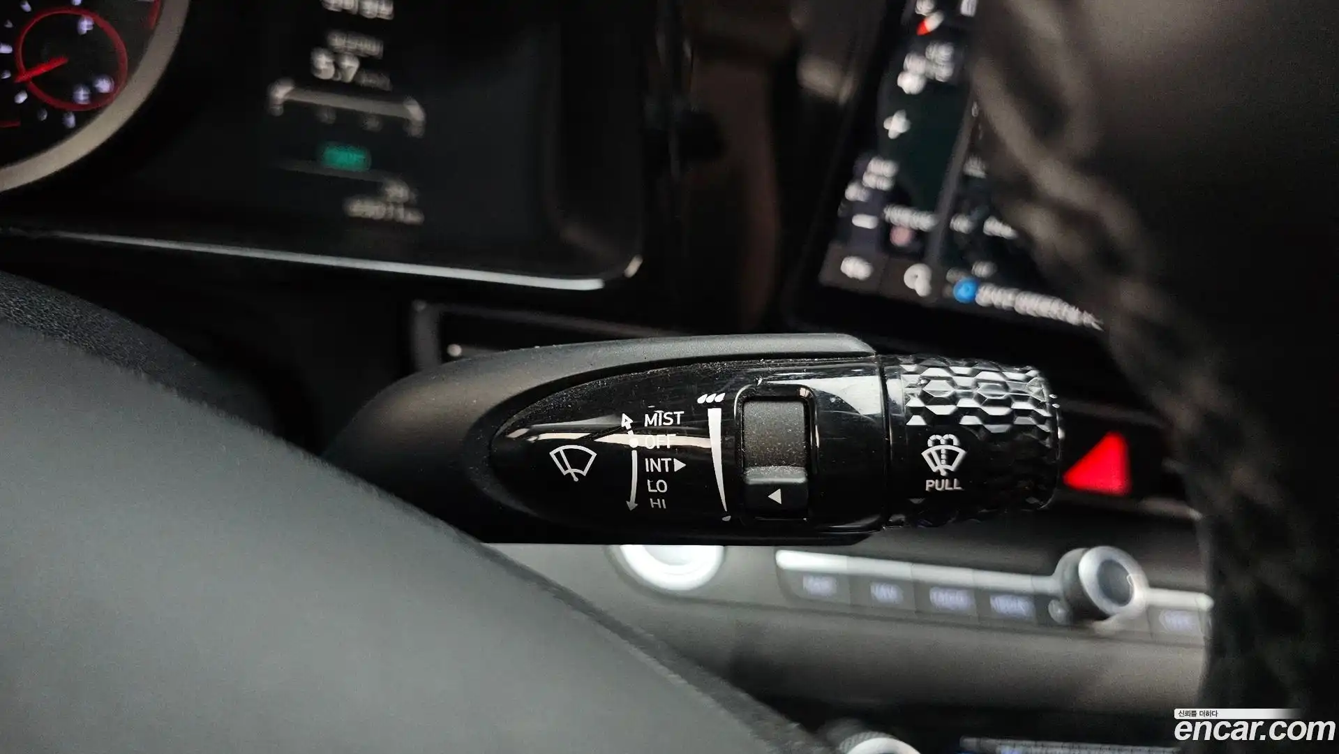 AVANTE Hyundai 2020.5-OPTION-040