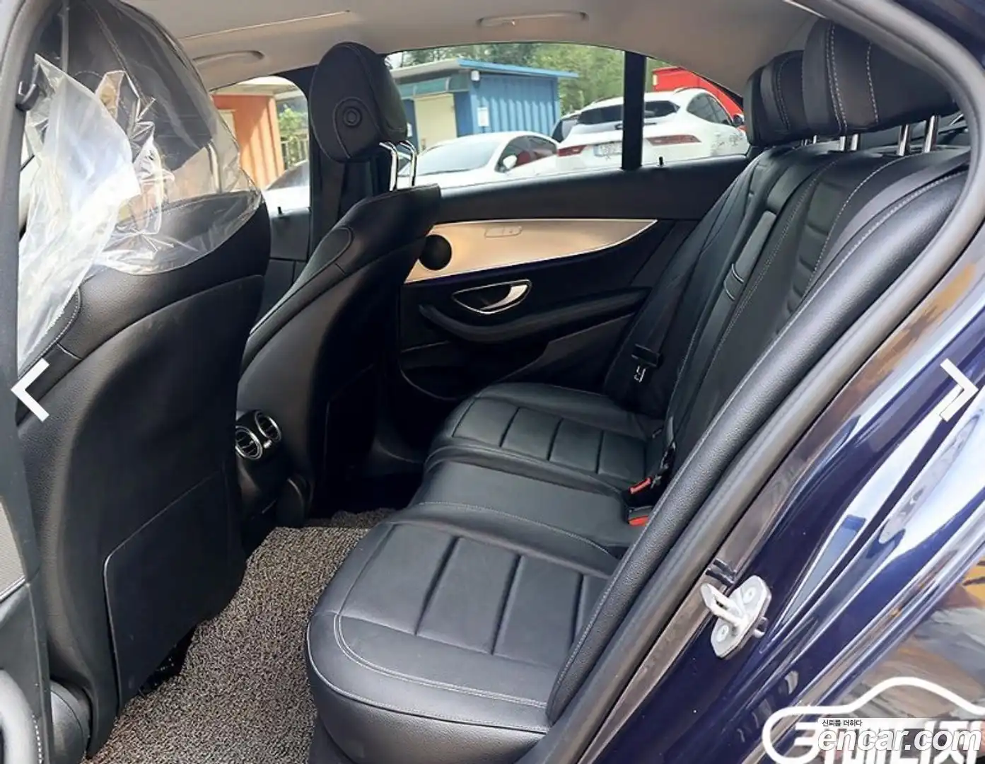 E-Class Mercedes-Benz 2018.2-OPTION-016