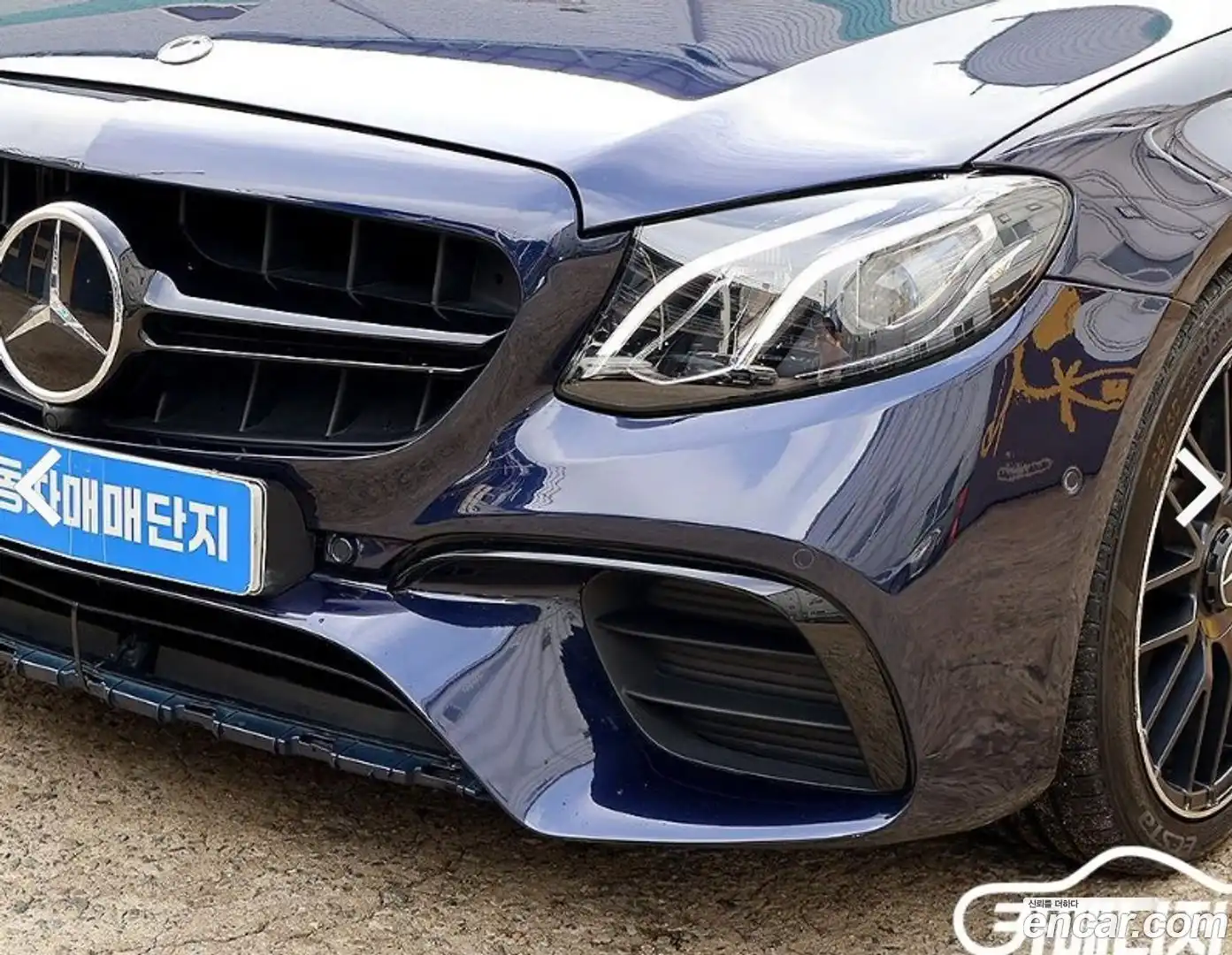 E-Class Mercedes-Benz 2018.2-OPTION-021
