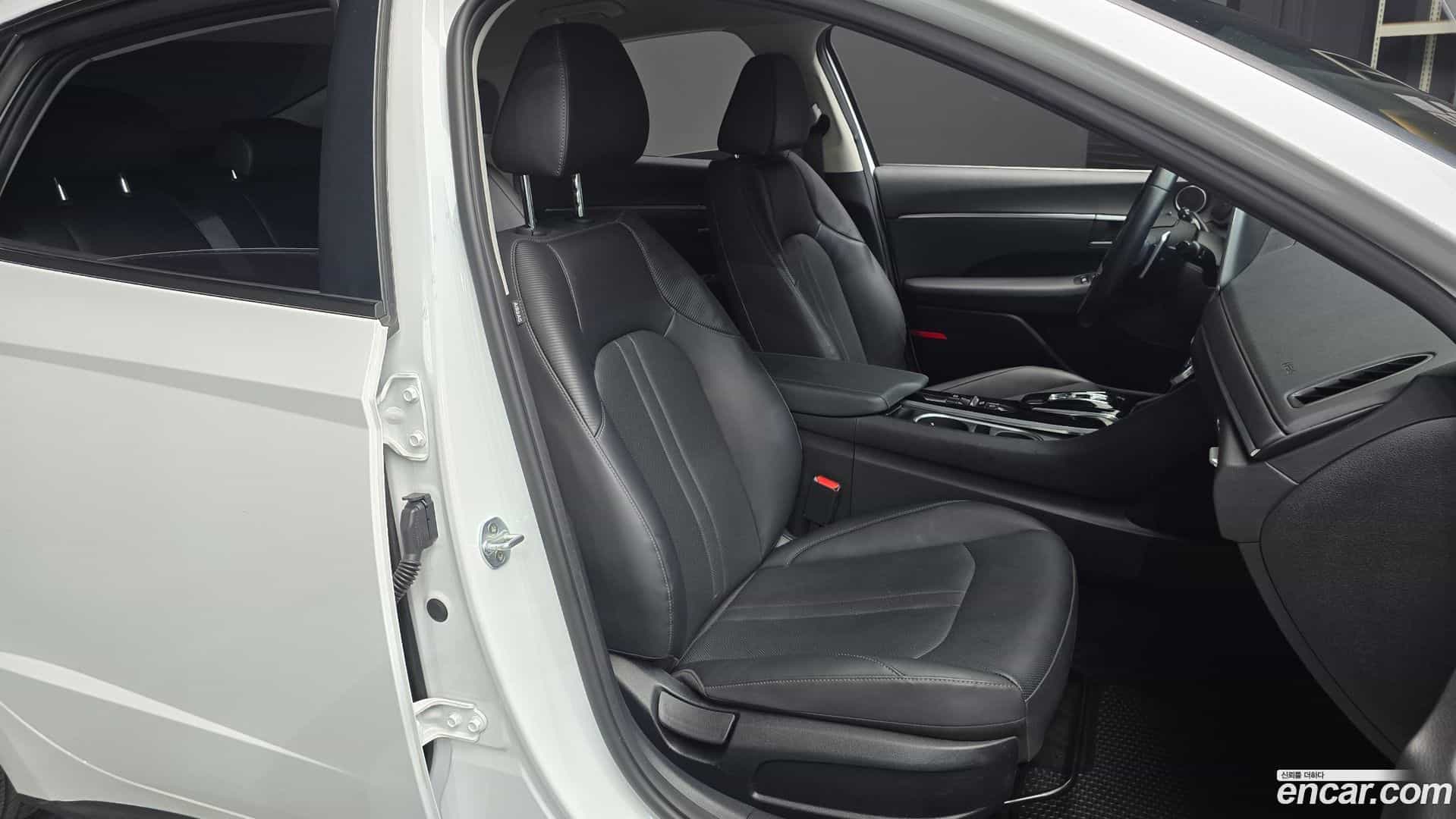 Sonata Hyundai 2019.6-OPTION-015