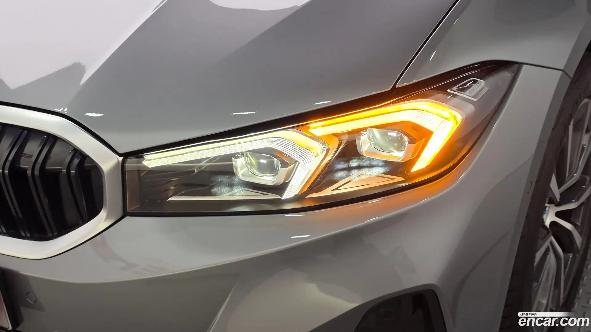 3-Series BMW 2024.0-OUTER-032