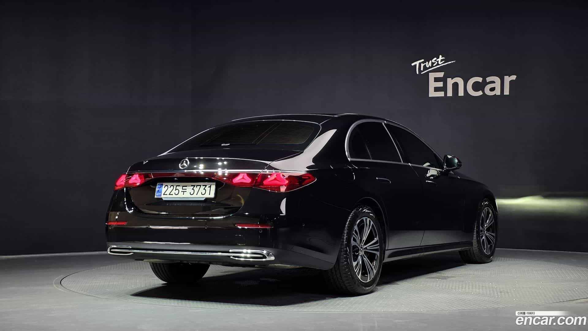 E-Class Mercedes-Benz 2024.5-OUTER-002