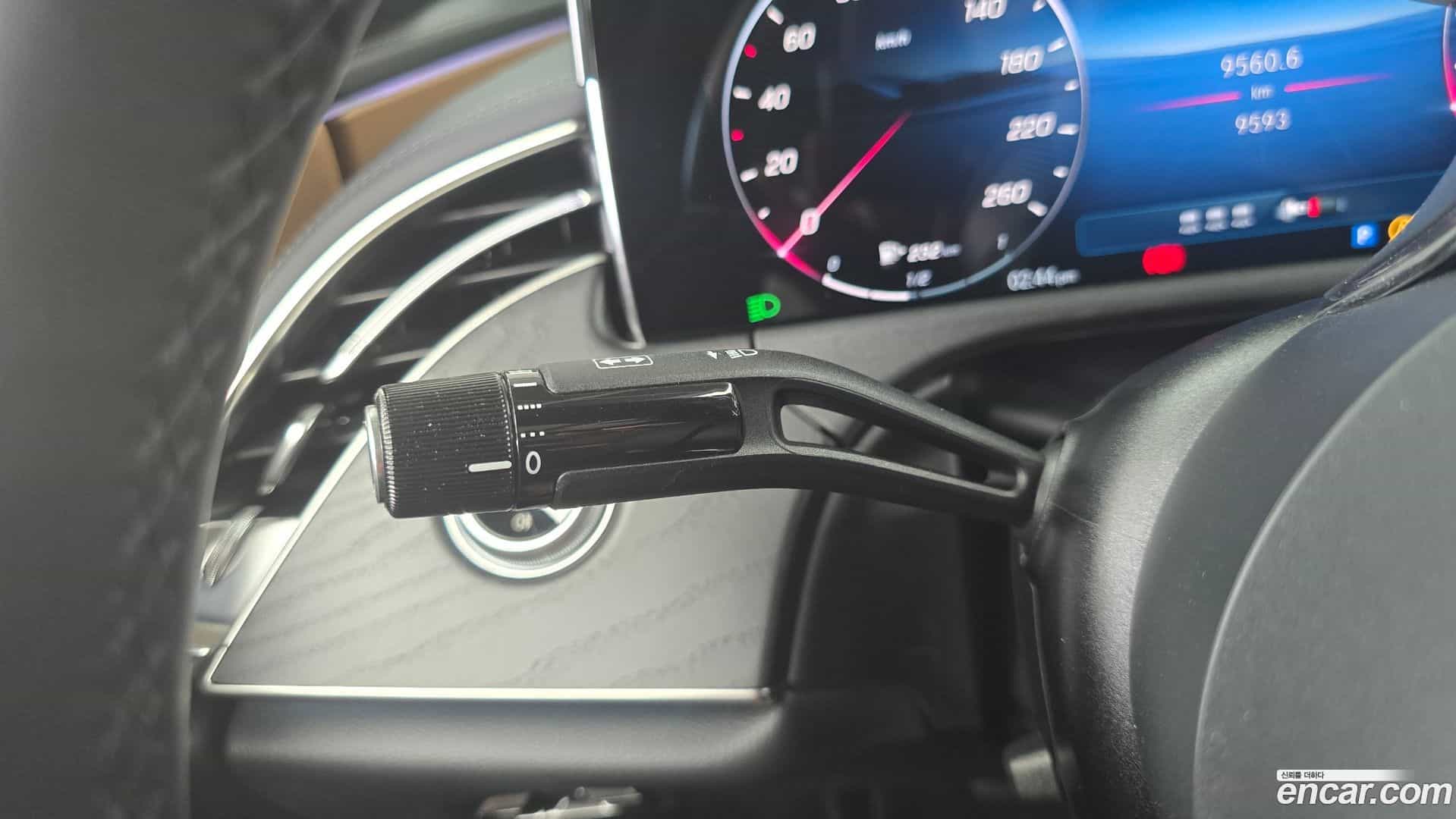 E-Class Mercedes-Benz 2024.5-OPTION-041