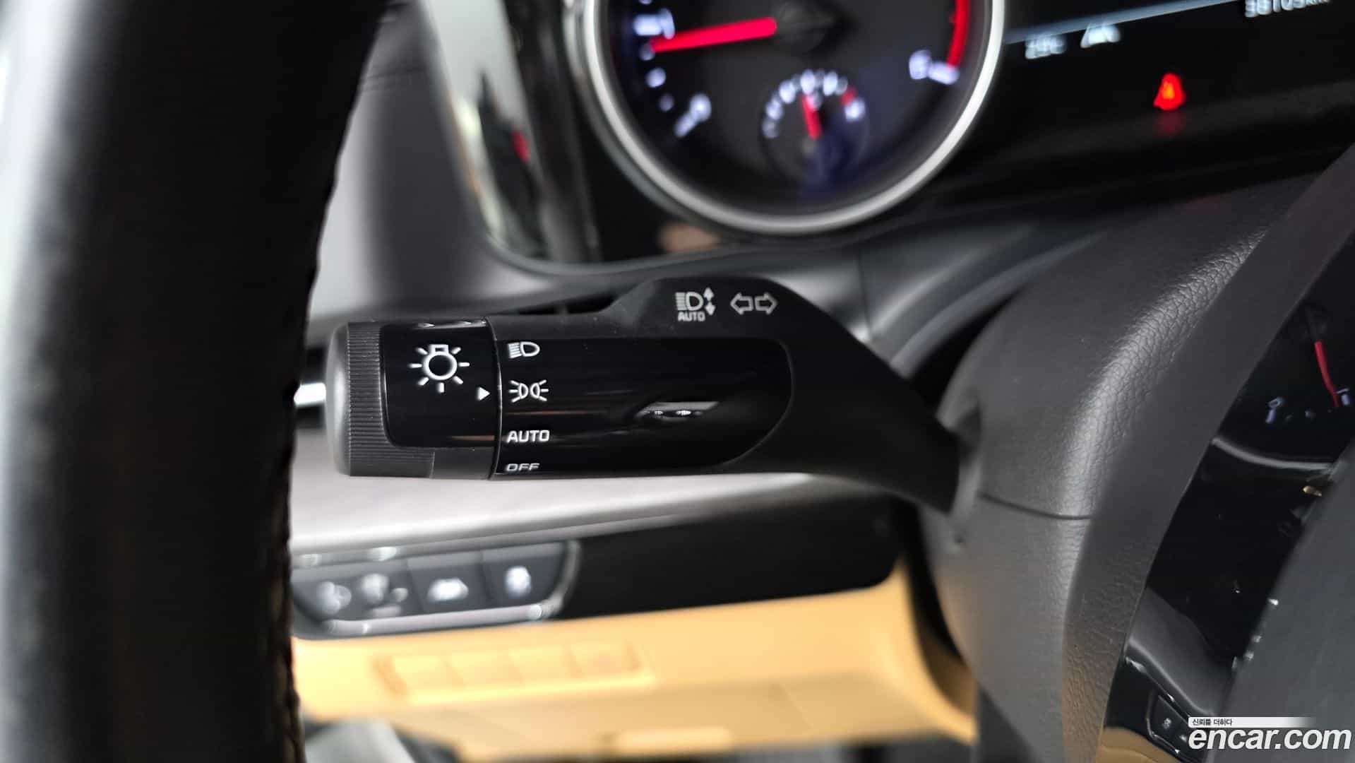 Canival Kia 2021.5-OPTION-040
